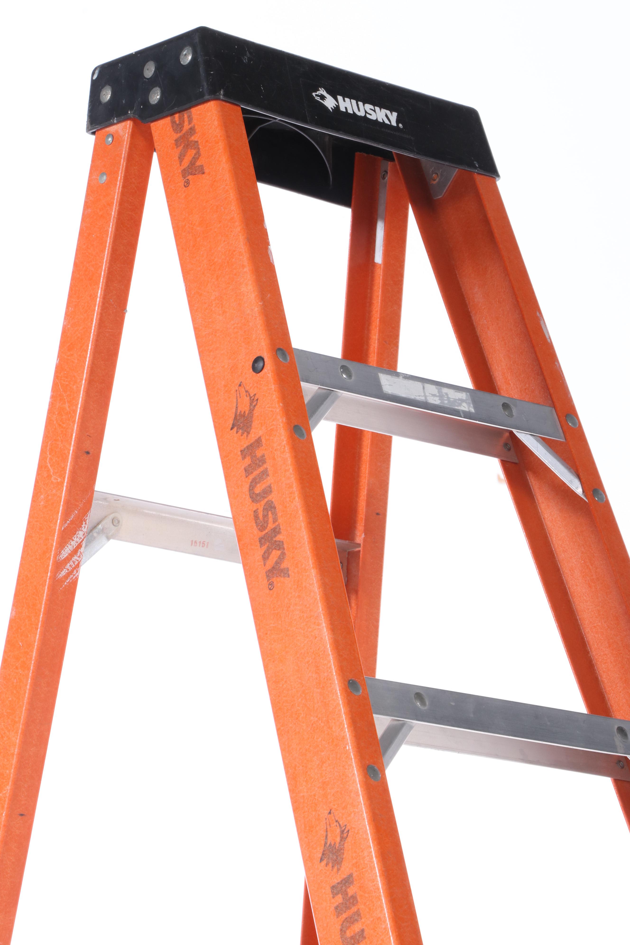 Husky 10ft. Folding Step Ladder