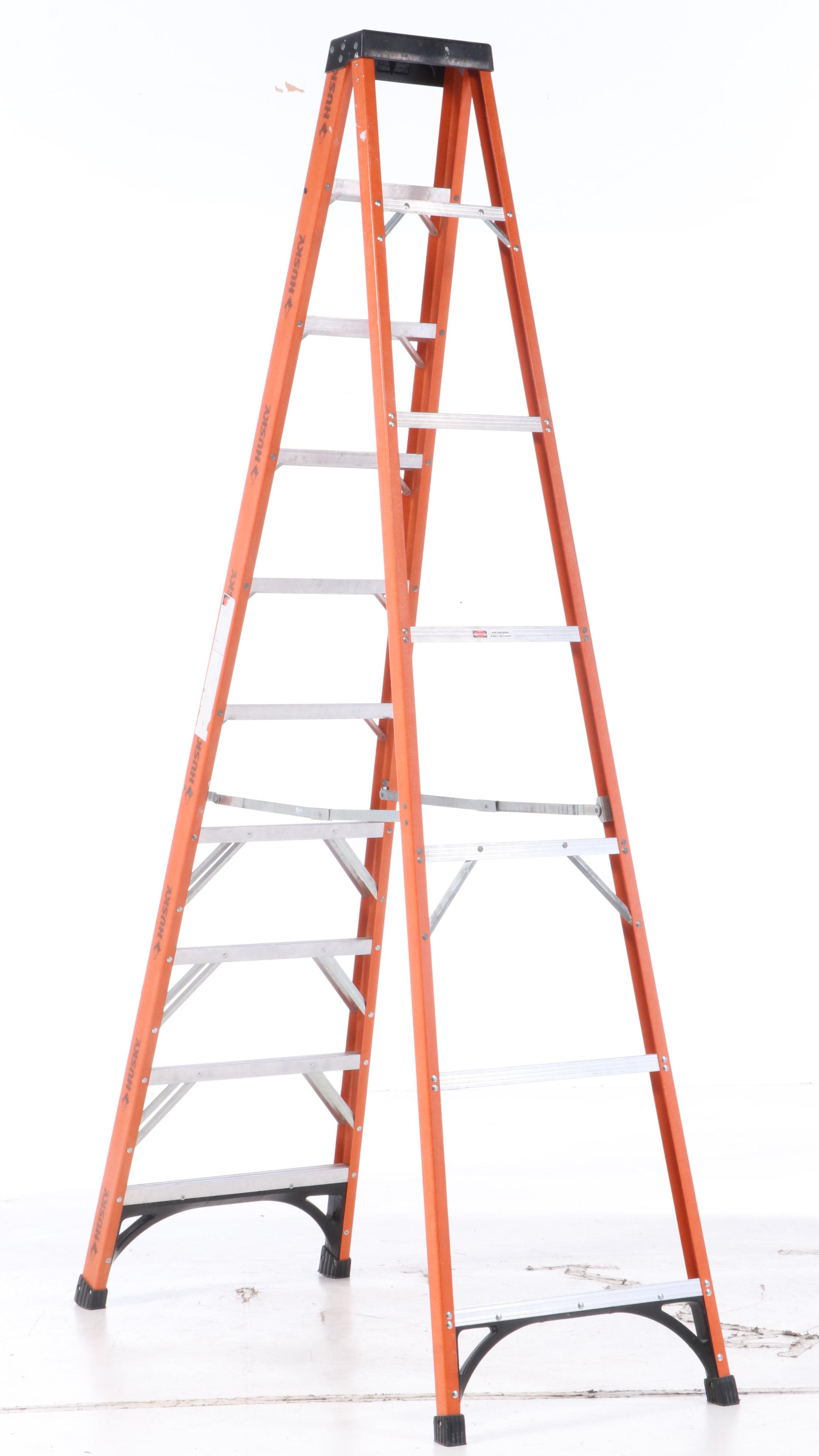 Husky 10ft. Folding Step Ladder