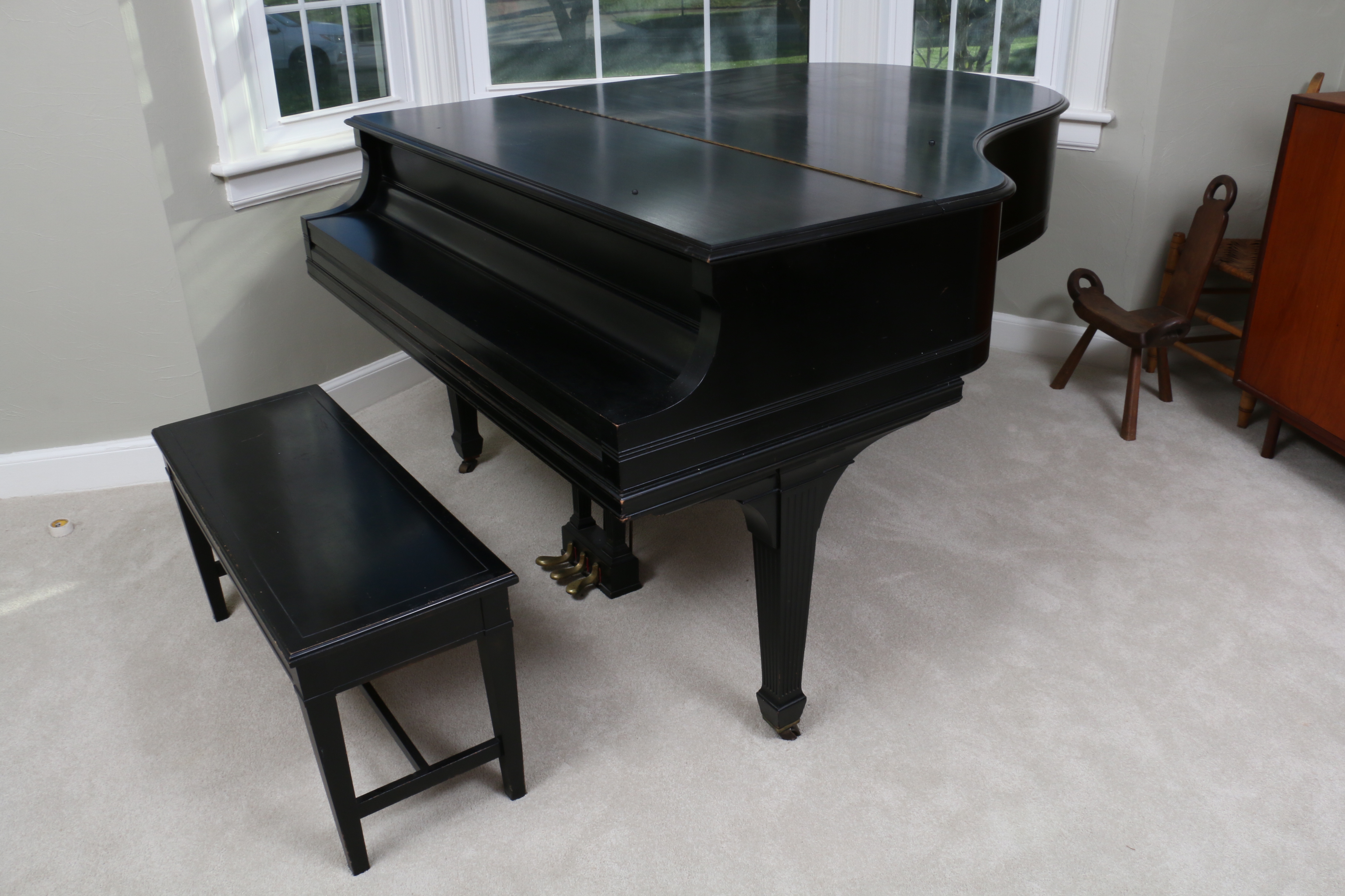 Everett Black Baby Grand Piano with Bench