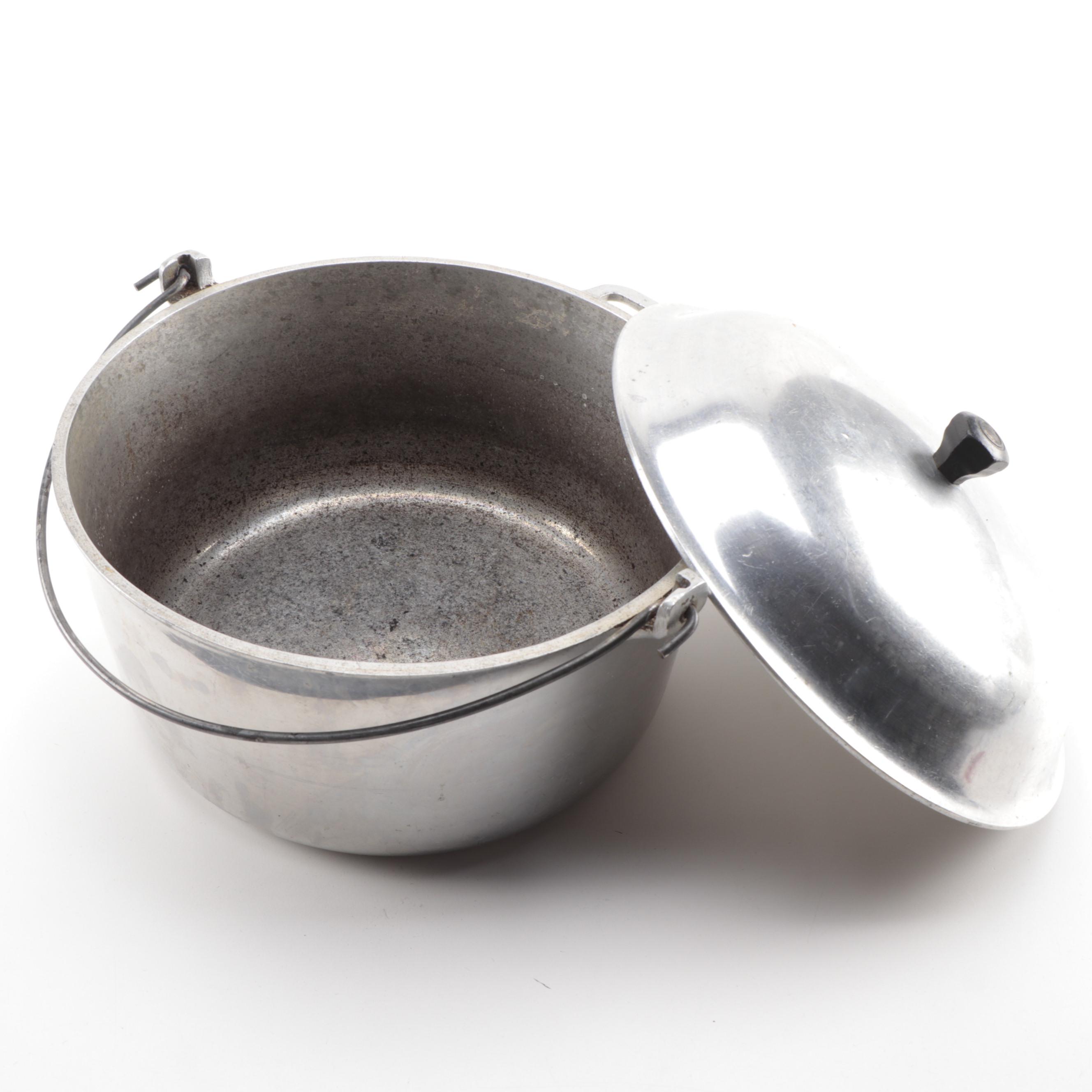 Wagner Ware Cast Aluminum Stockpot and Majestic Cookware Dutch Oven, Mid-20th C.