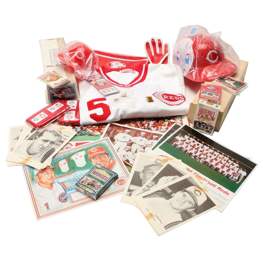 Cincinnati Reds, MLB Memorabilia Including Replica Johnny Bench 1976 Jersey