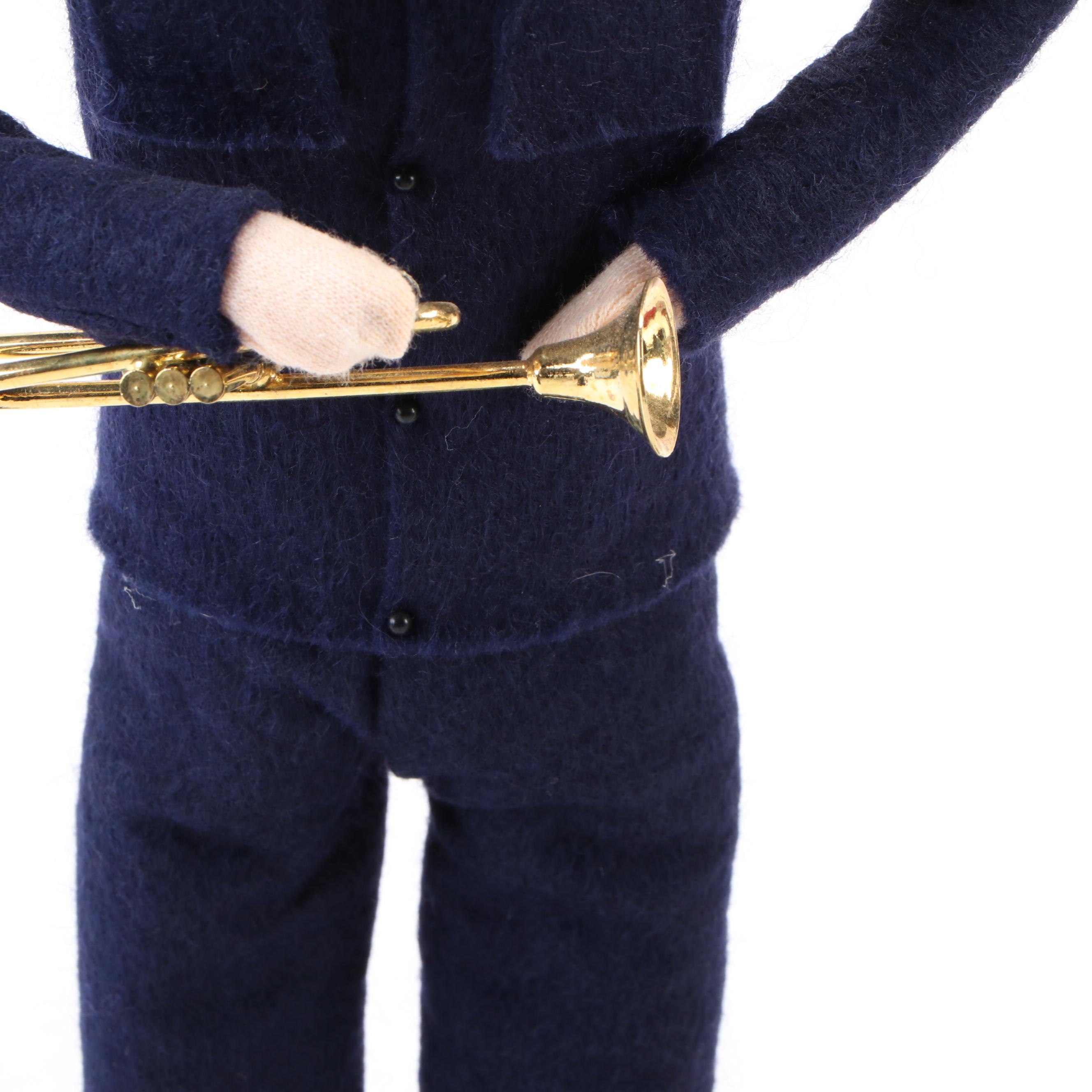 Byers' Choice Ltd. "The Carolers" Salvation Army Figures, Contemporary