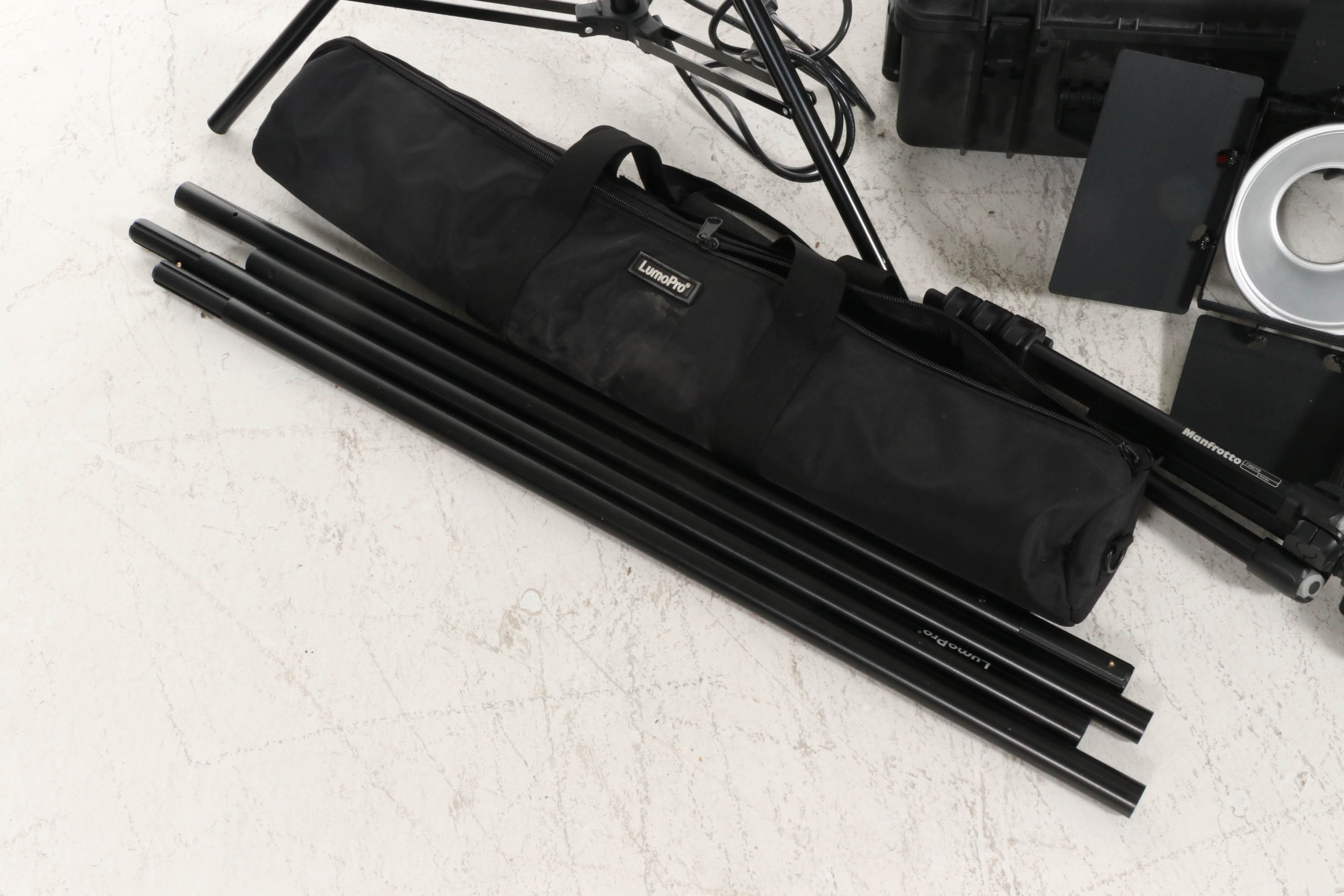 Alien Bees 320 WS B800 Pro Photoflash, Lumon Pro Light Stands, Tripods and More