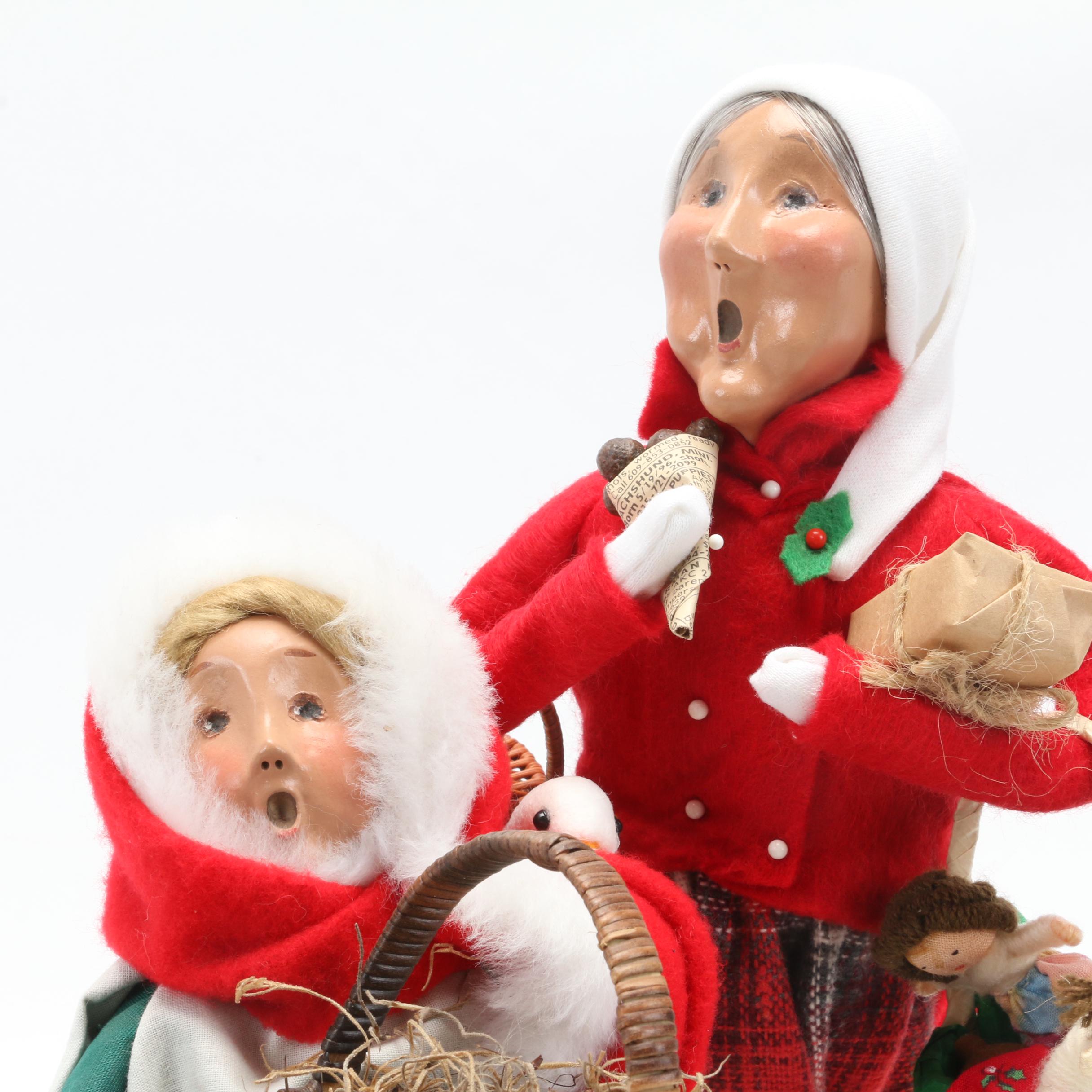Byers' Choice Ltd. "The Carolers" Figurines