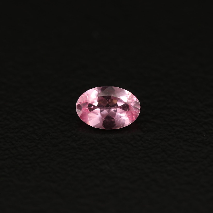 Loose 0.43 CT Oval Faceted Spinel