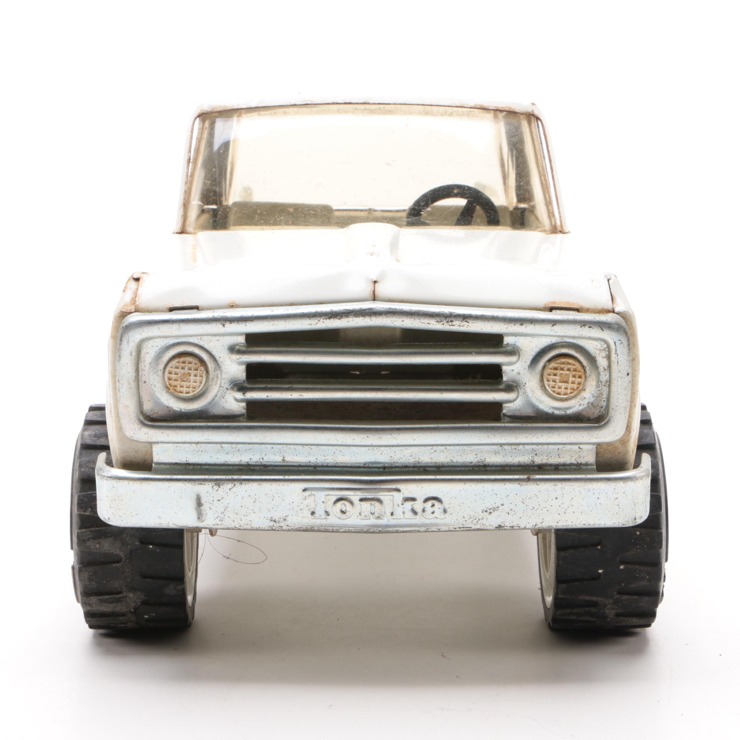 Tonka "Fifth Wheeler" Truck with RV Camping Trailer, circa 1970