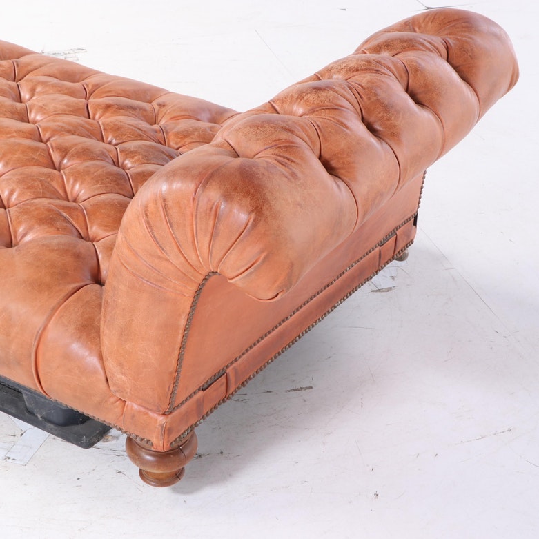 Victorian Mahogany and Button-Tufted Leather Daybed with Reclining Headrest