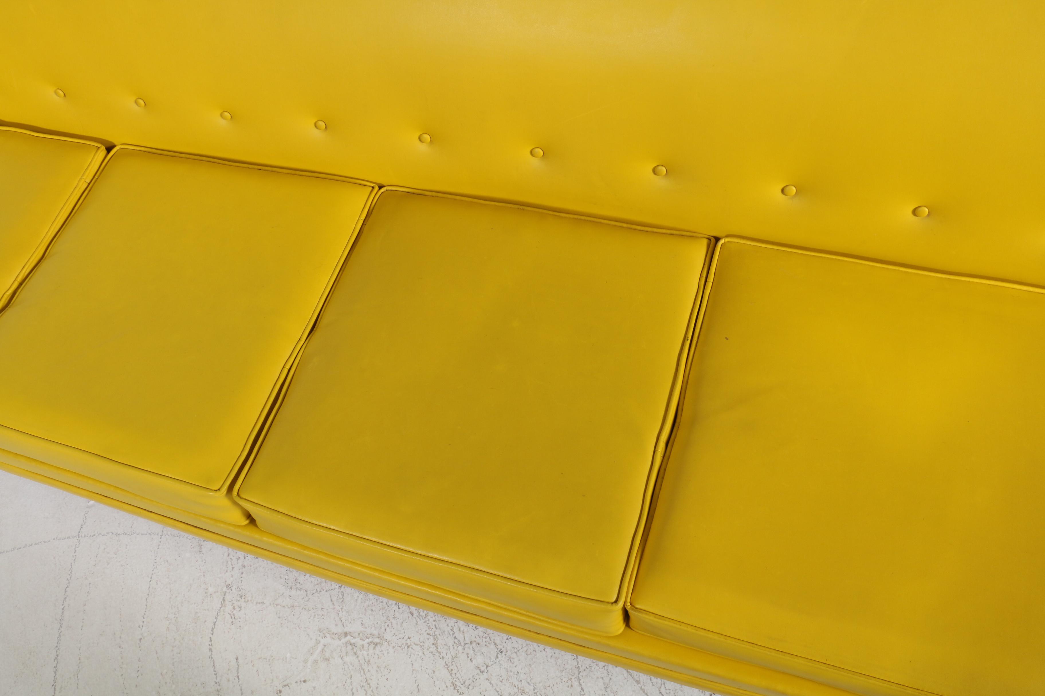 Kroehler Avant Designs Mid Century Modern Sofa