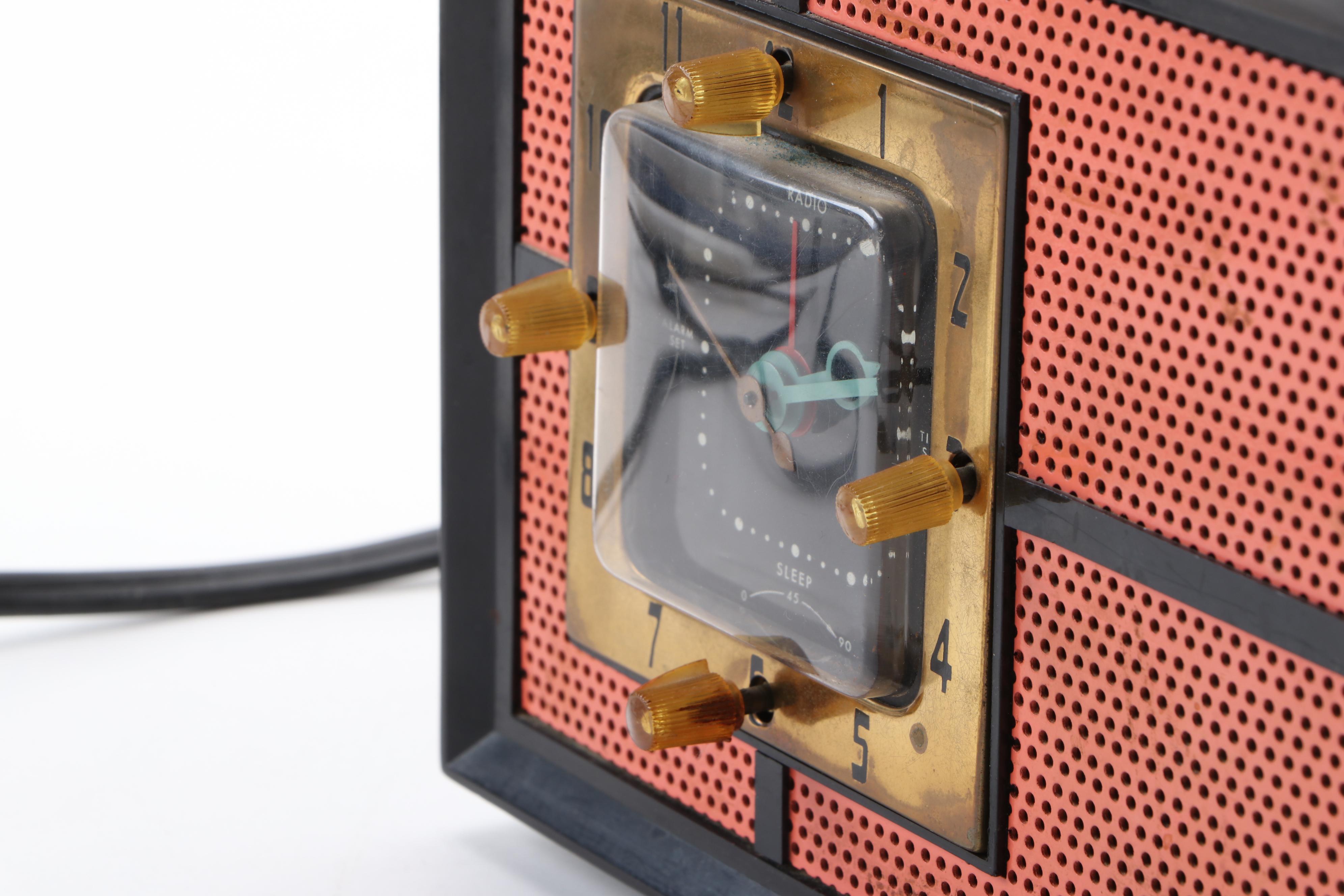 Crosley Model E Vintage Clock Radio