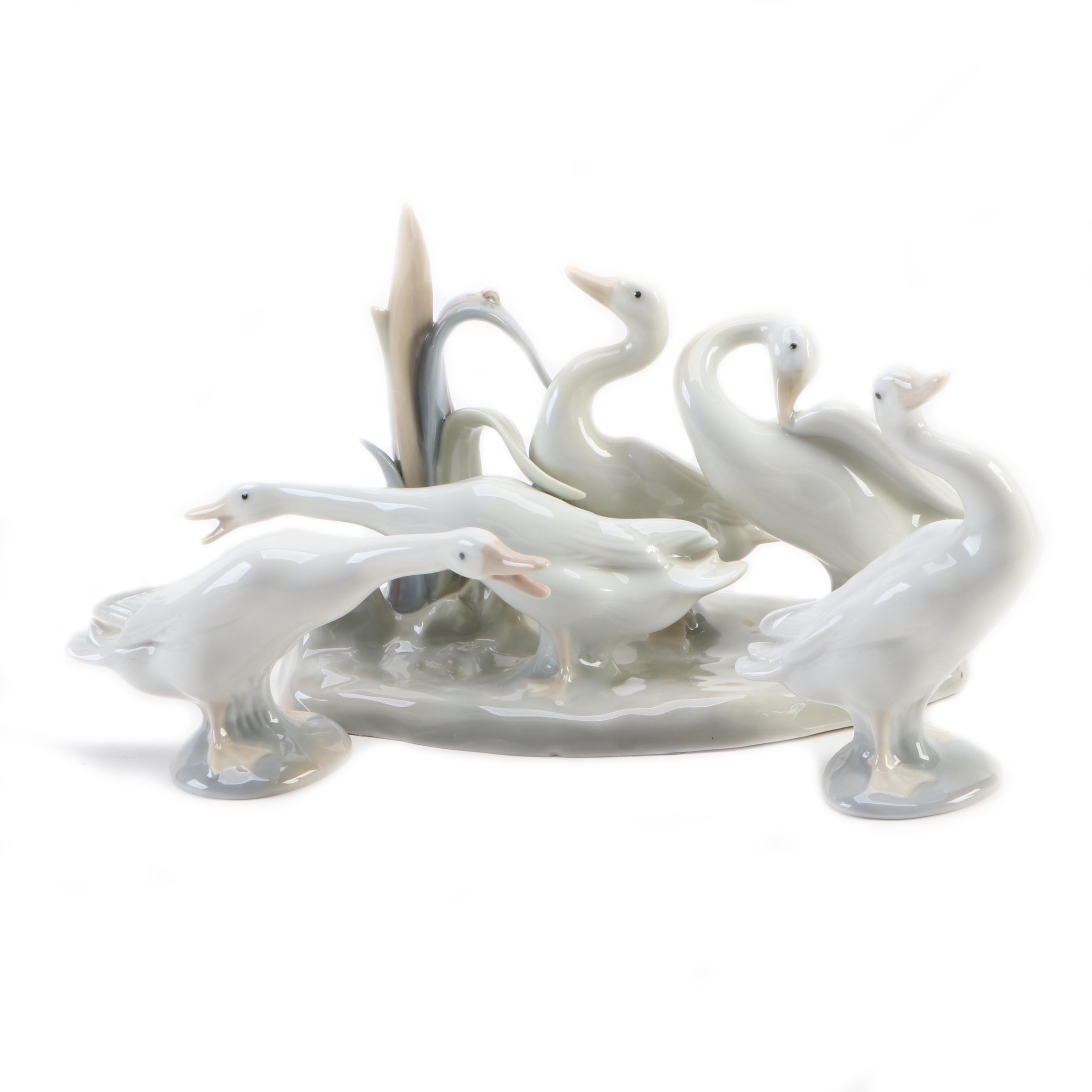Lladró Spanish Porcelain Geese Figurines, Late 20th Century