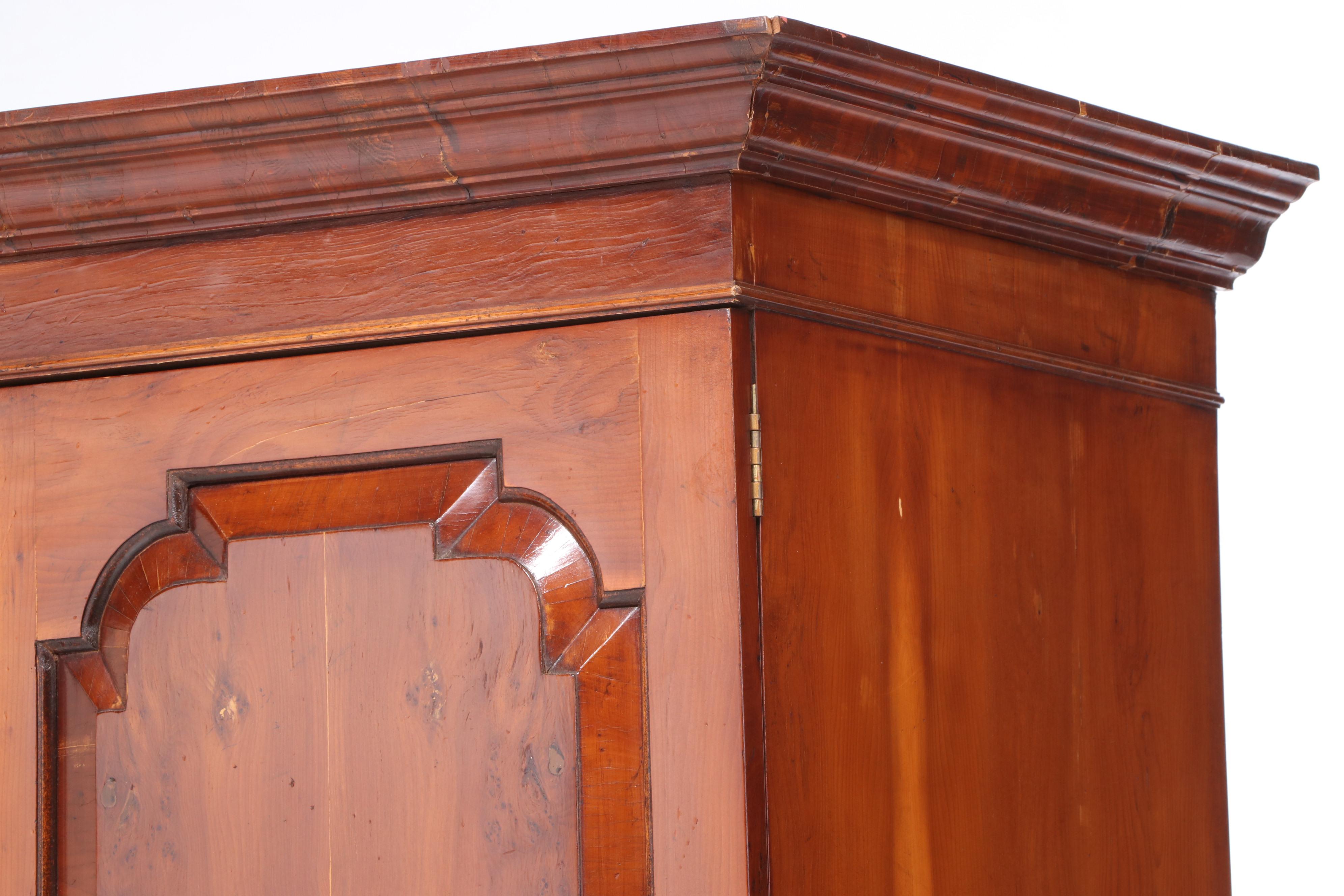 George III Style Yew Wood Linen Press, 20th Century