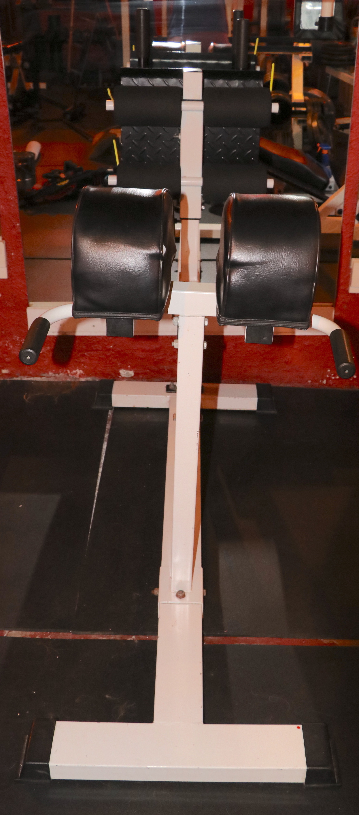 Back Extension Exercise Machine