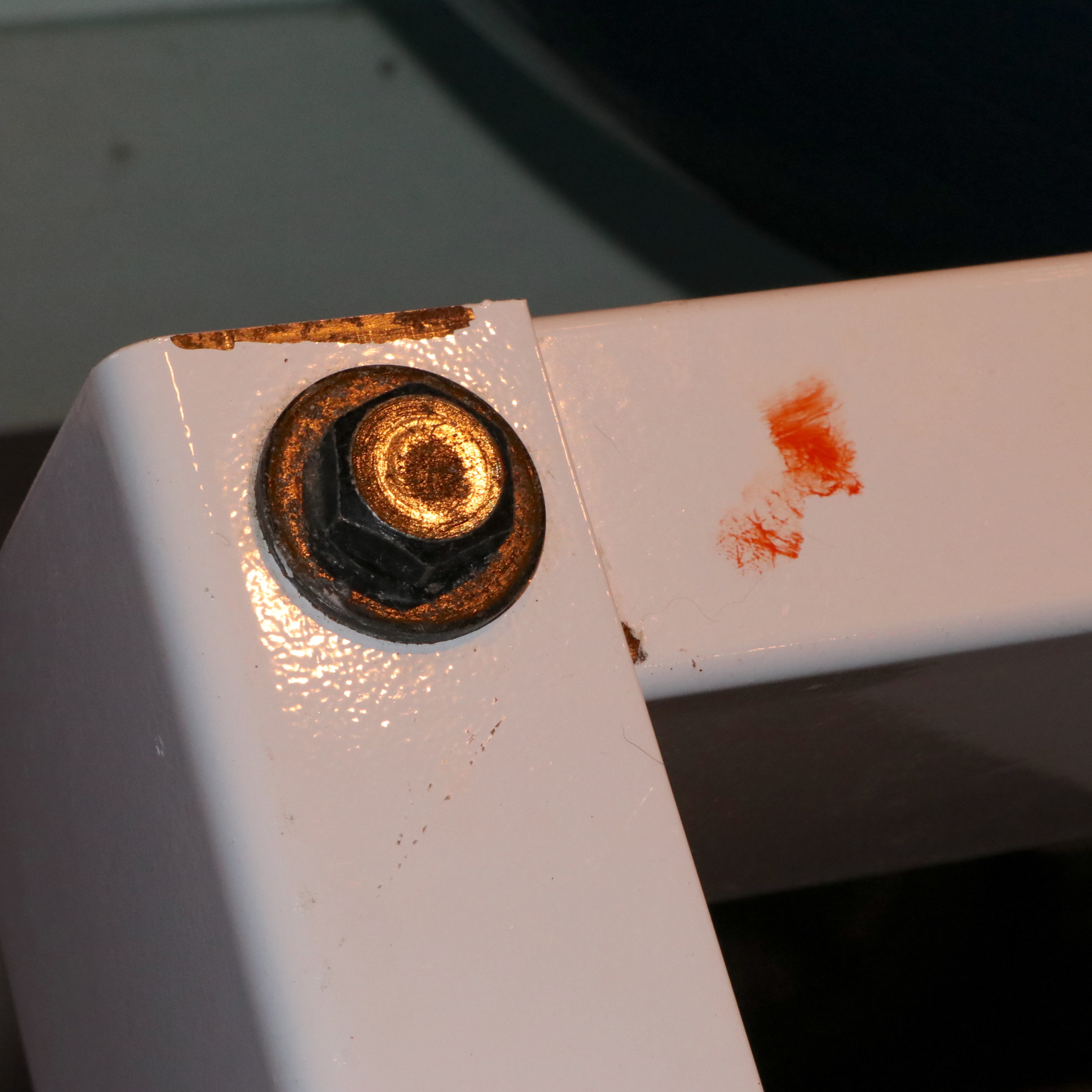 Body-Solid Leg Press Machine with Olympic Weight Plates