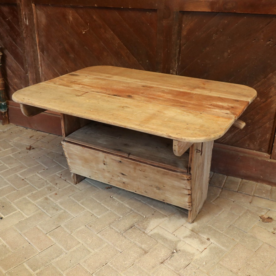 American Primitive Planked Wood Settle Table, 19th Century