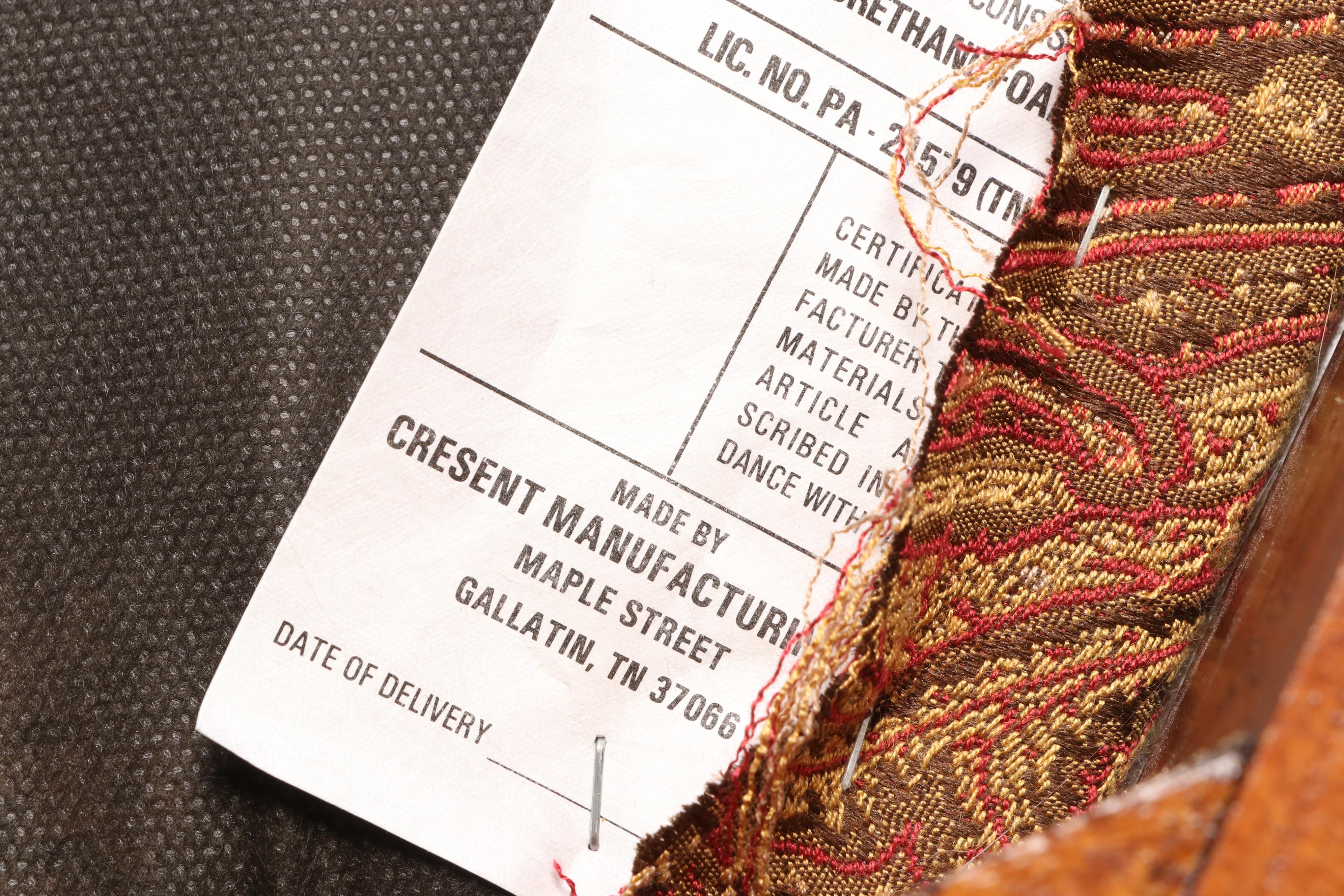 Seven-Piece Cresent Mfg. Co. Queen Anne Style Cherrywood Dining Set