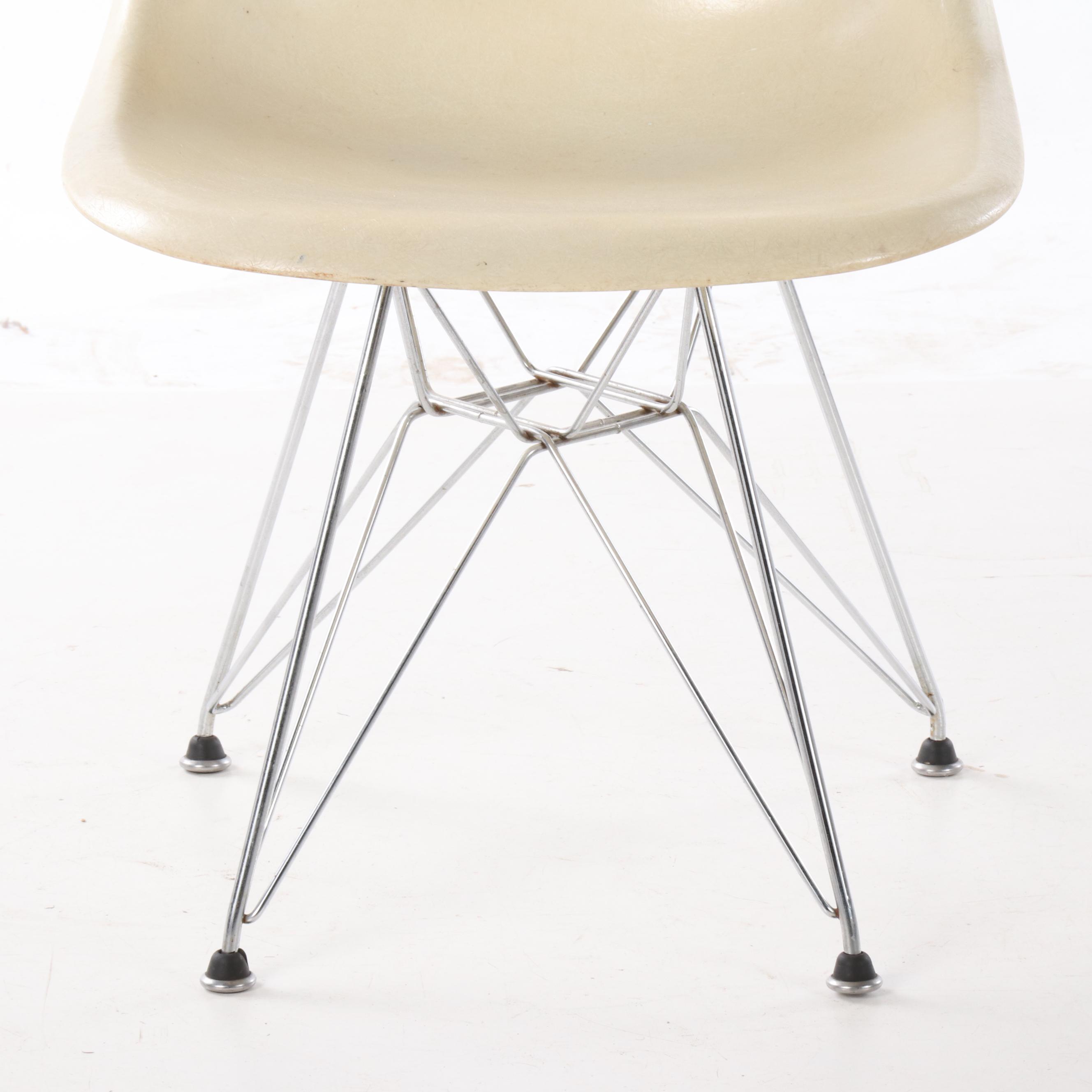Molded Fiberglass Shell Chair in the Style of Eames