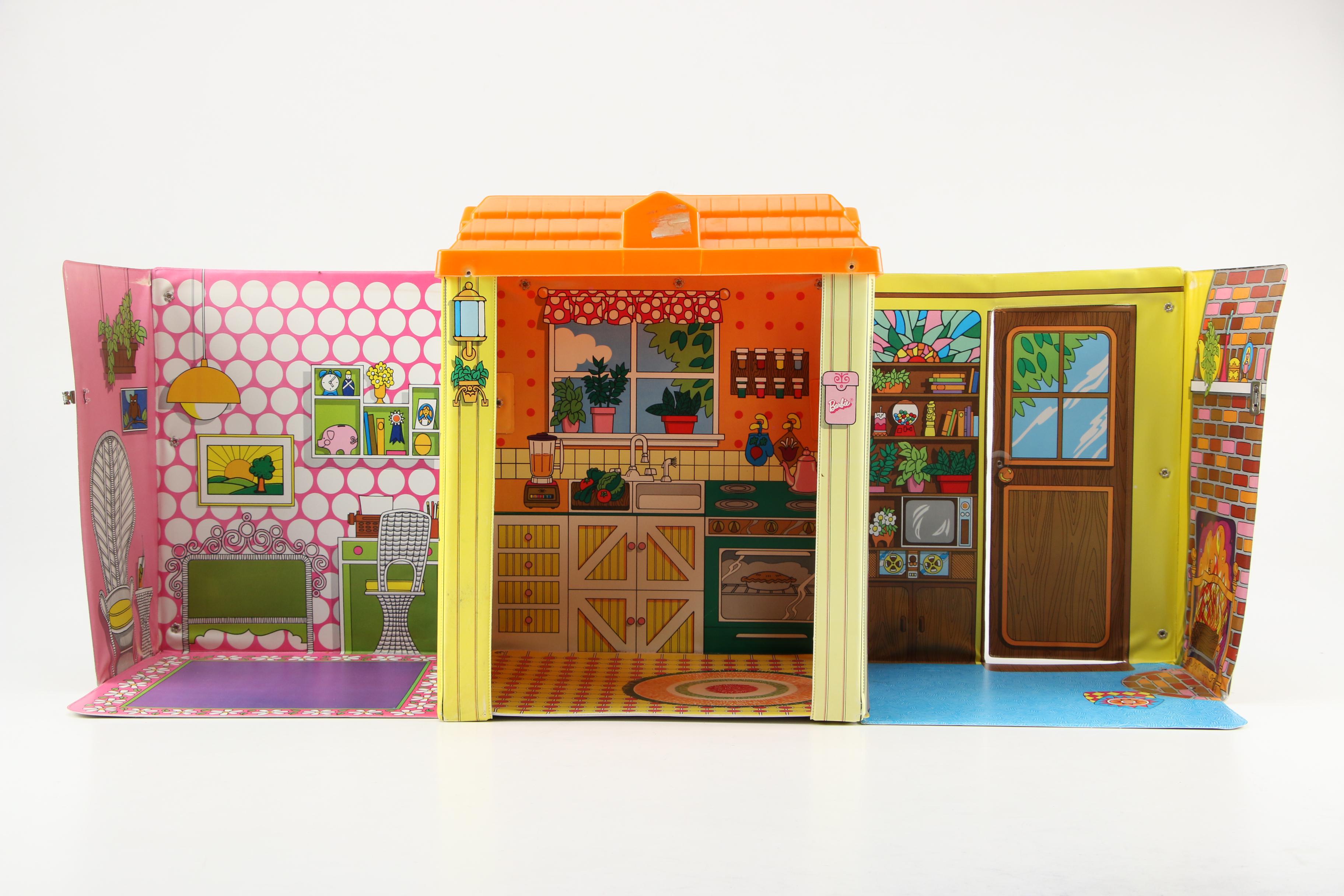 Barbie's "Friend Ship" United Airlines Vinyl Carrying Case, Mid-20th Century