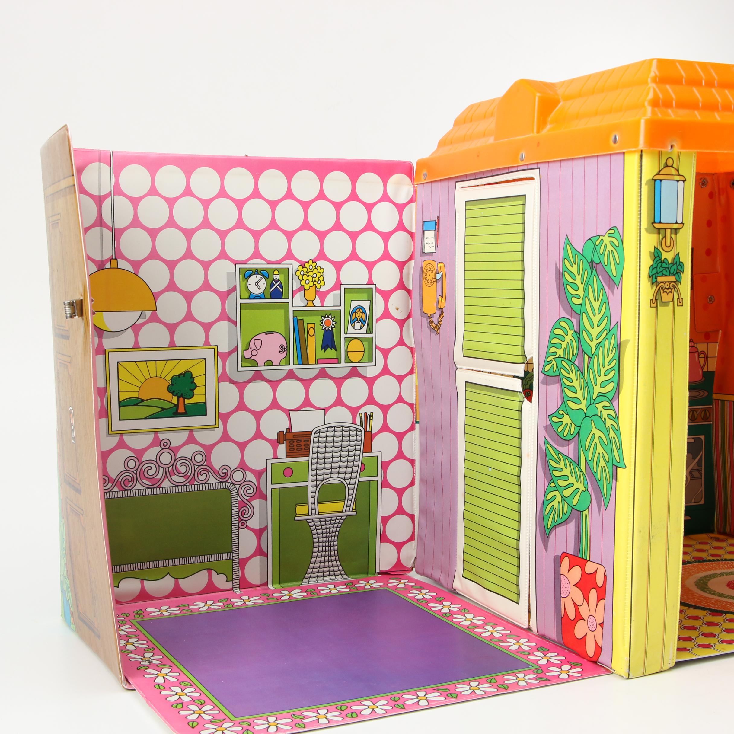 Barbie's "Friend Ship" United Airlines Vinyl Carrying Case, Mid-20th Century