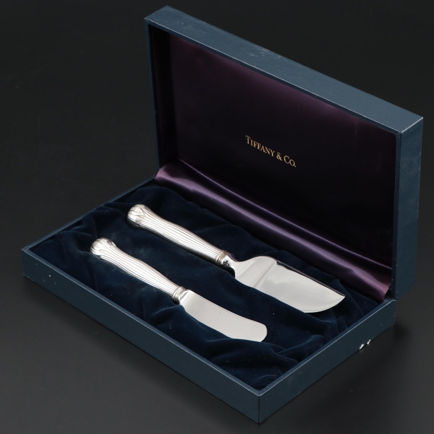 Tiffany & Co. "Lotus" Sterling Silver Handled Cheese Serving Set