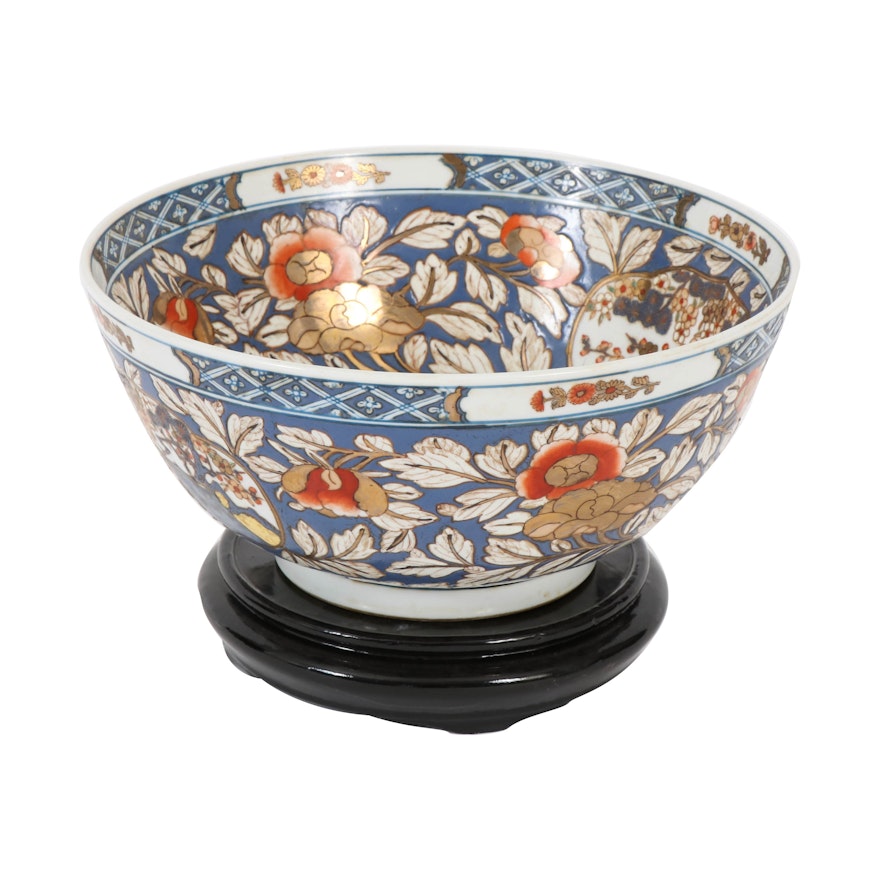 Chinese Hand-Painted Porcelain Bowl, Early 20th Century