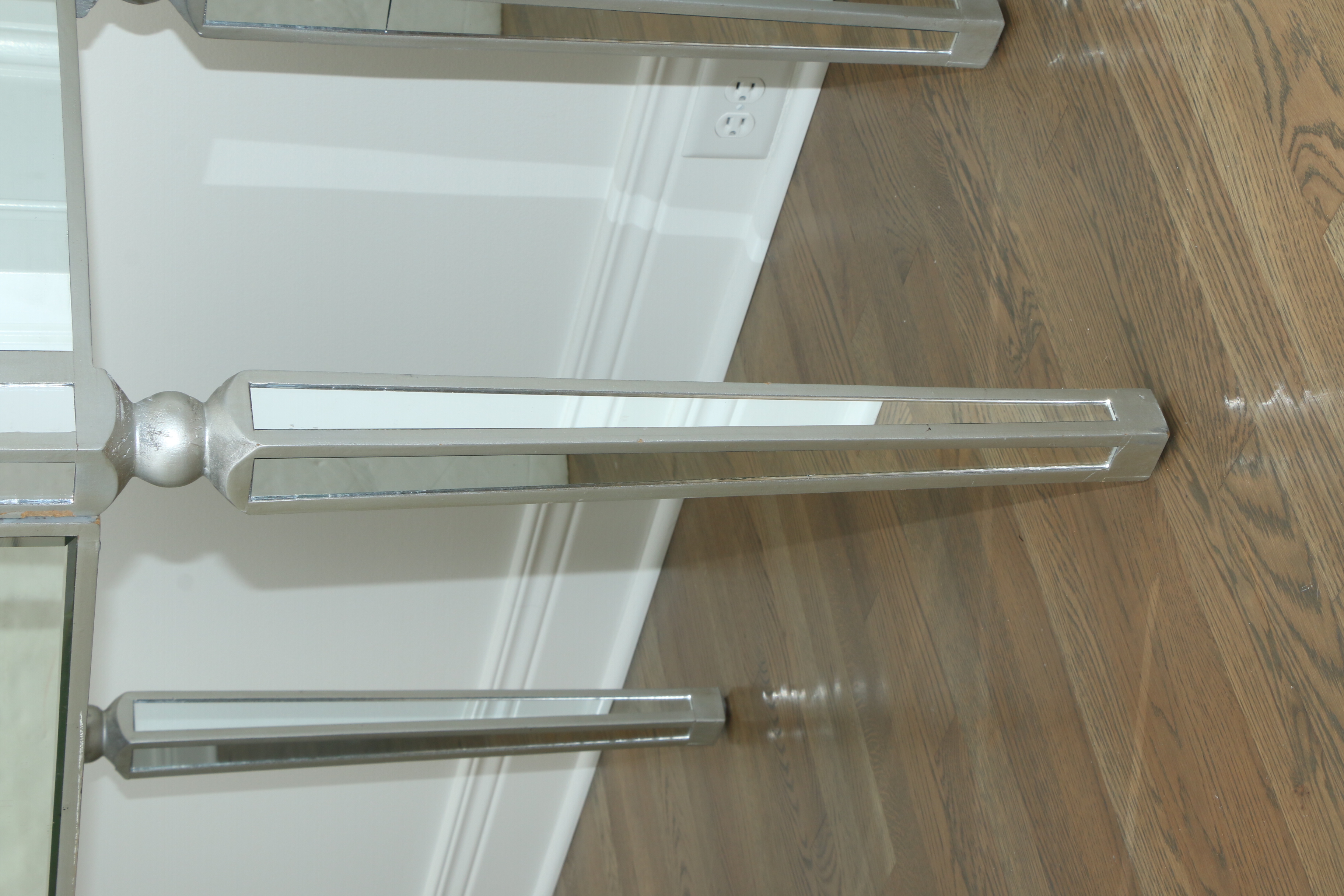 Garden Ridge Mirrored Accent Table, Contemporary