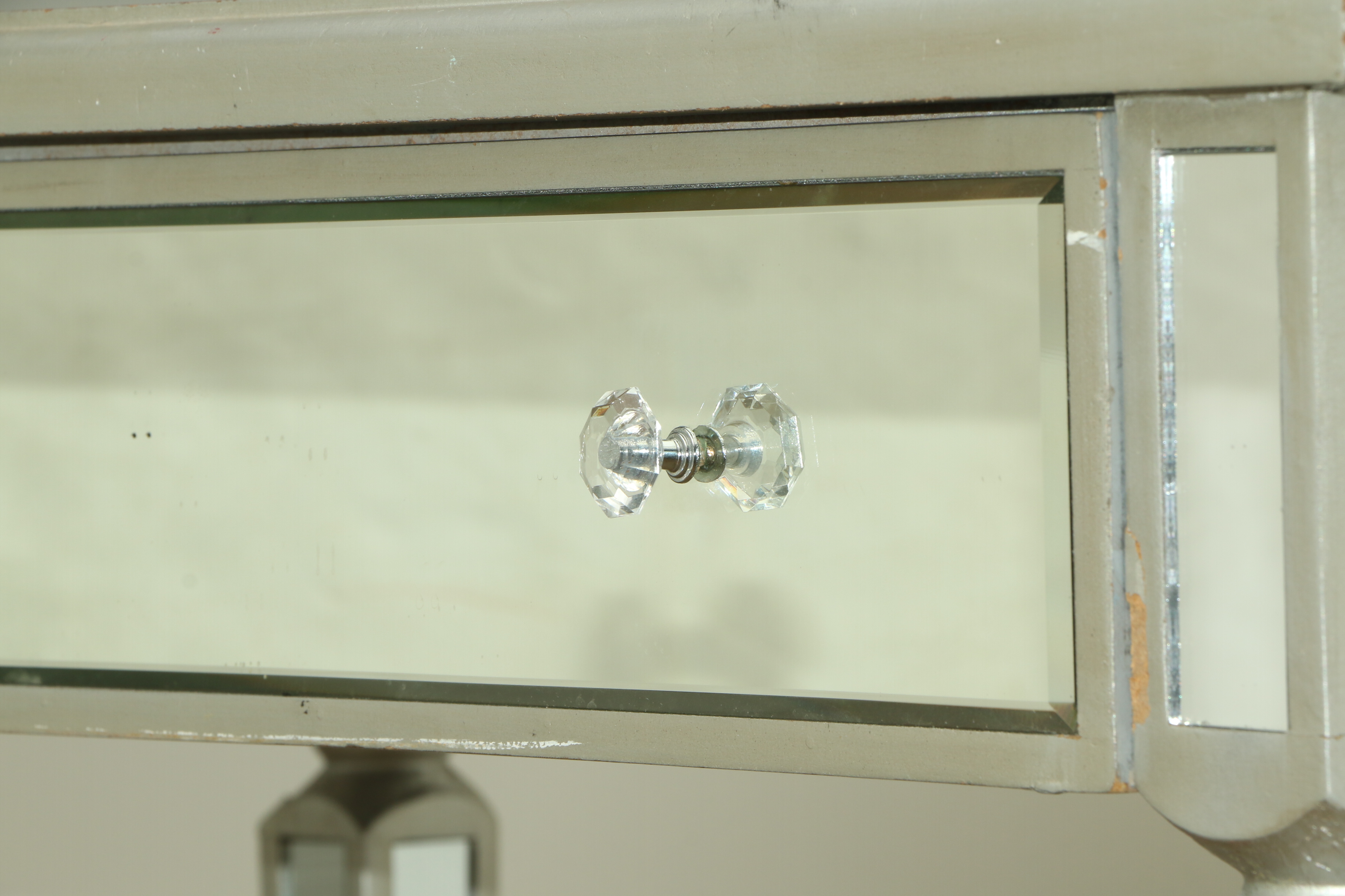 Garden Ridge Mirrored Accent Table, Contemporary