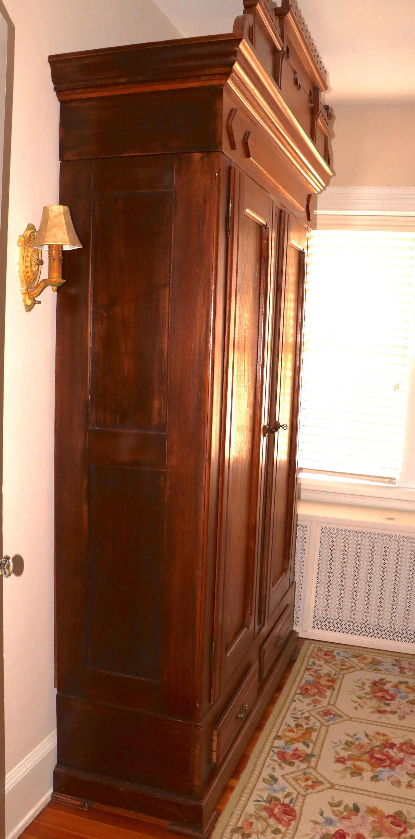 Victorian Eastlake Walnut Wardrobe, Mid to Late 19th Century