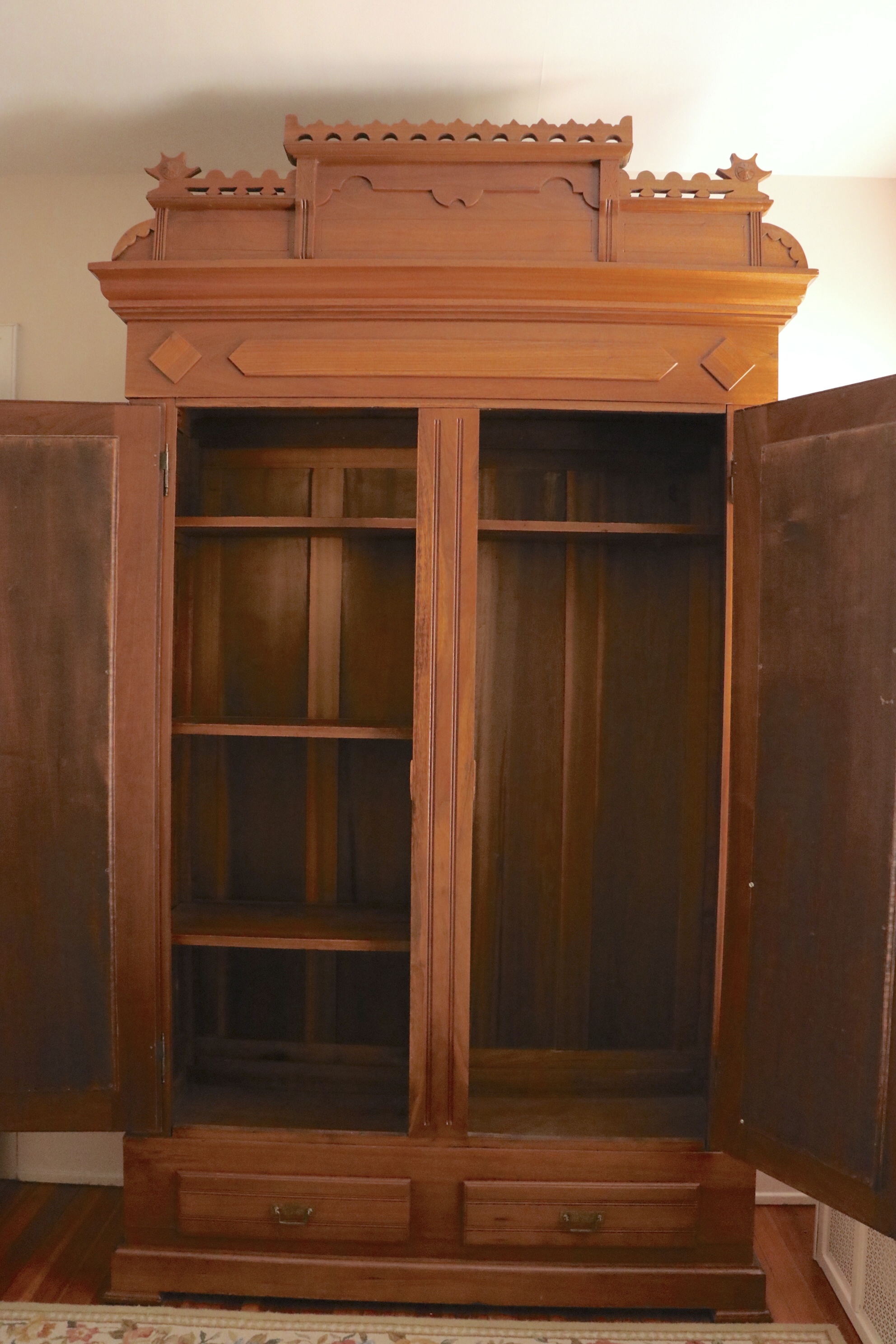 Victorian Eastlake Walnut Wardrobe, Mid to Late 19th Century