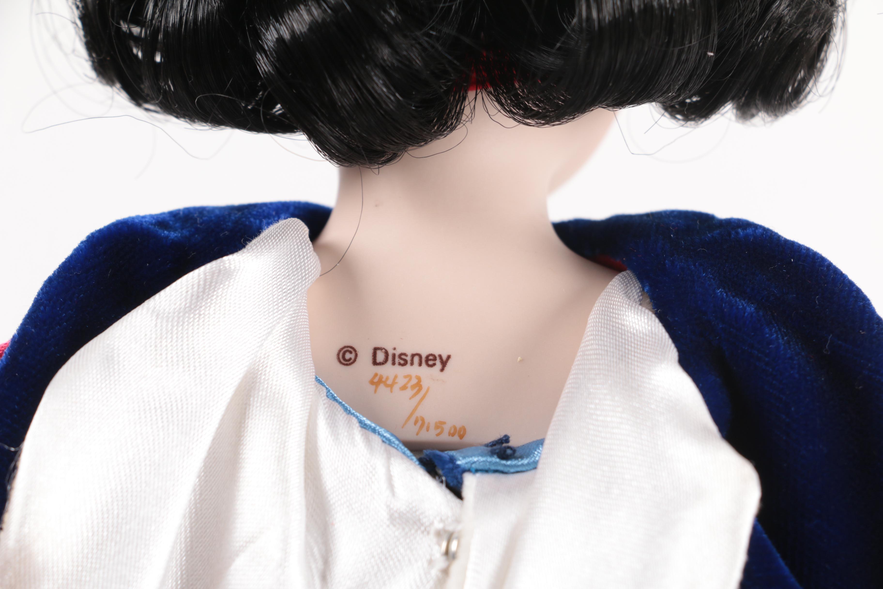 Ashton-Drake Galleries "Snow White and the Seven Dwarfs" Porcelain Dolls