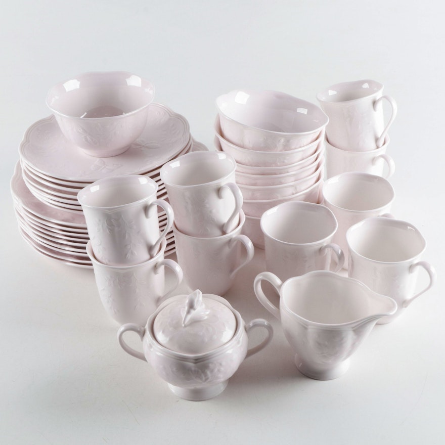 Lenox "Butterfly Meadow: Petal" Bone China Dinnerware, 2002–2005