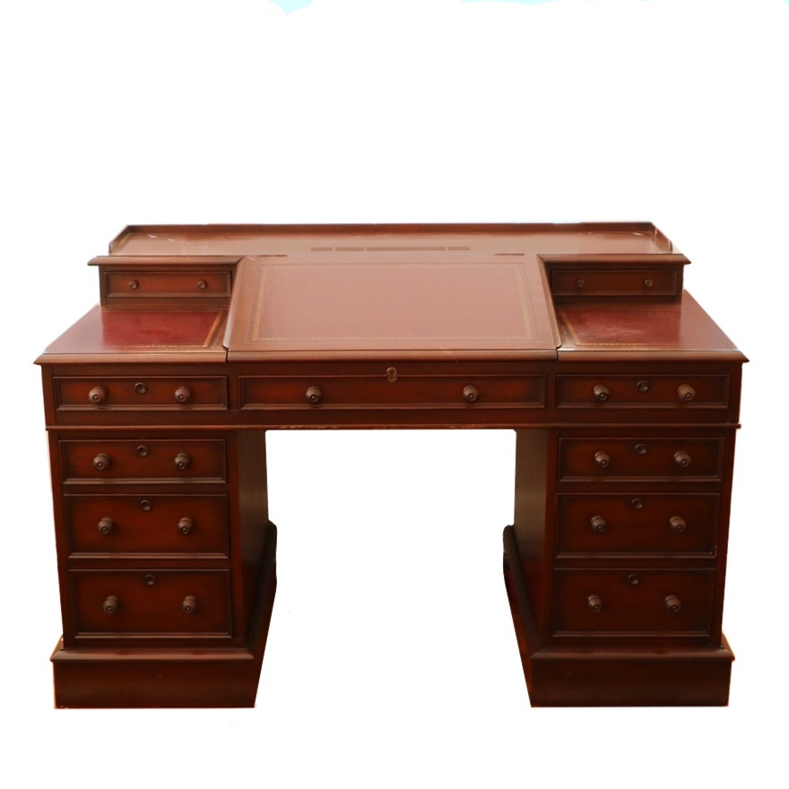 Hekman "Charles Dickens Heritage" Replica Mahogany Desk