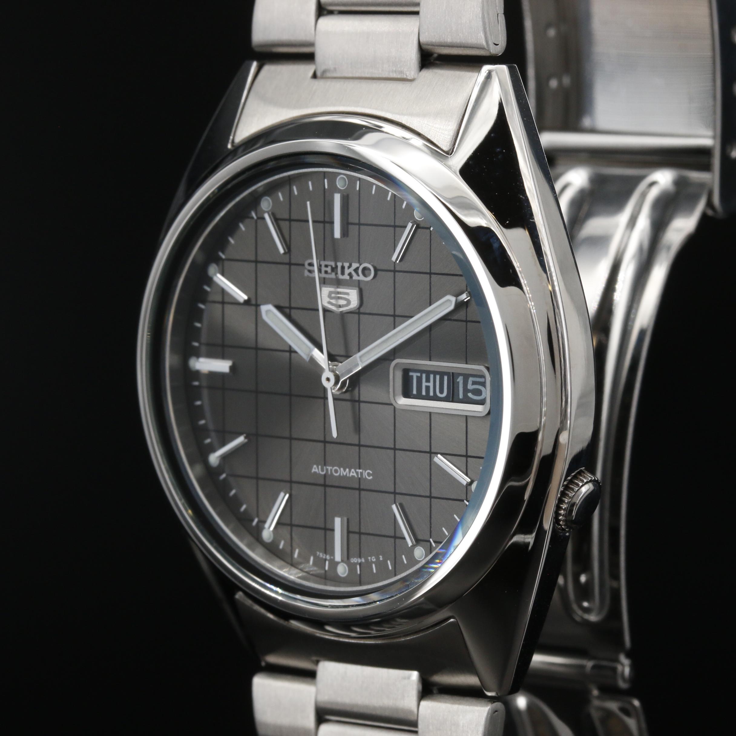 Seiko 5 Day-Date Stainless Steel Automatic Watch