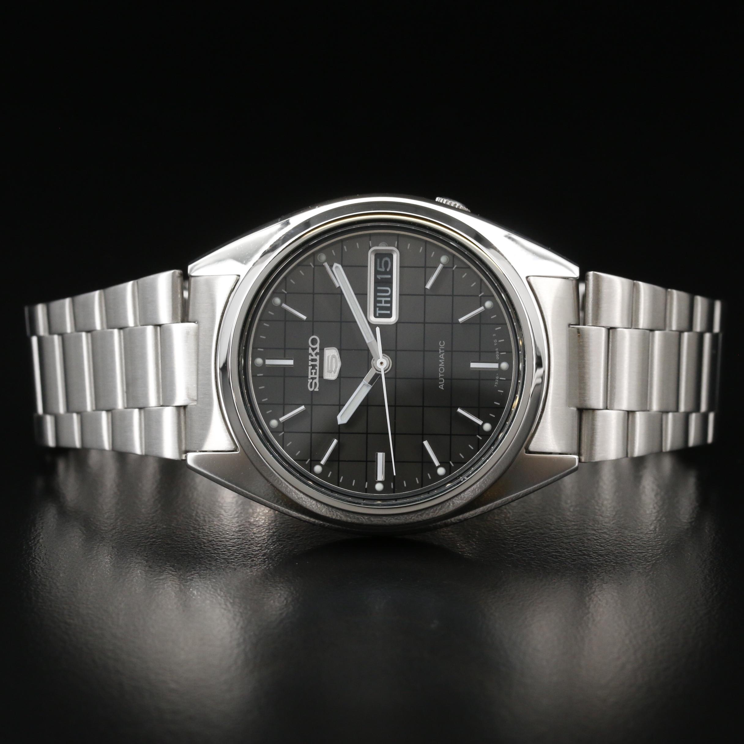 Seiko 5 Day-Date Stainless Steel Automatic Watch