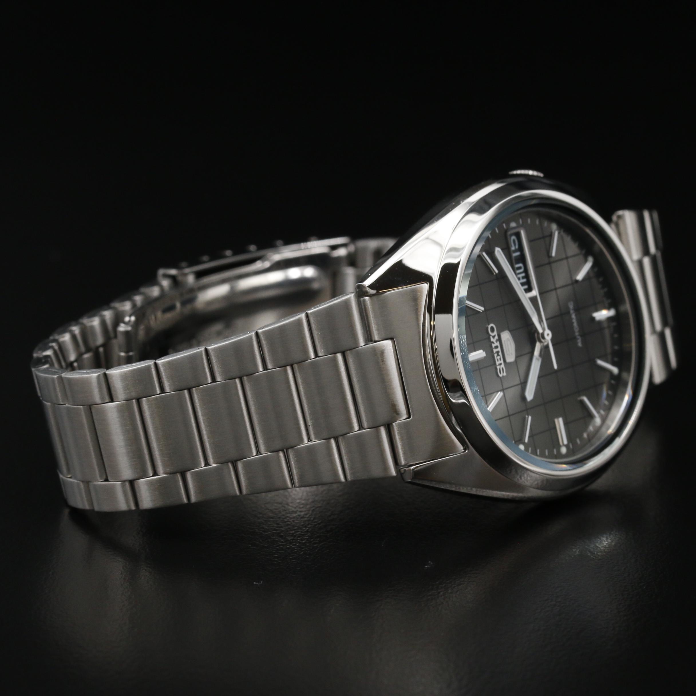 Seiko 5 Day-Date Stainless Steel Automatic Watch