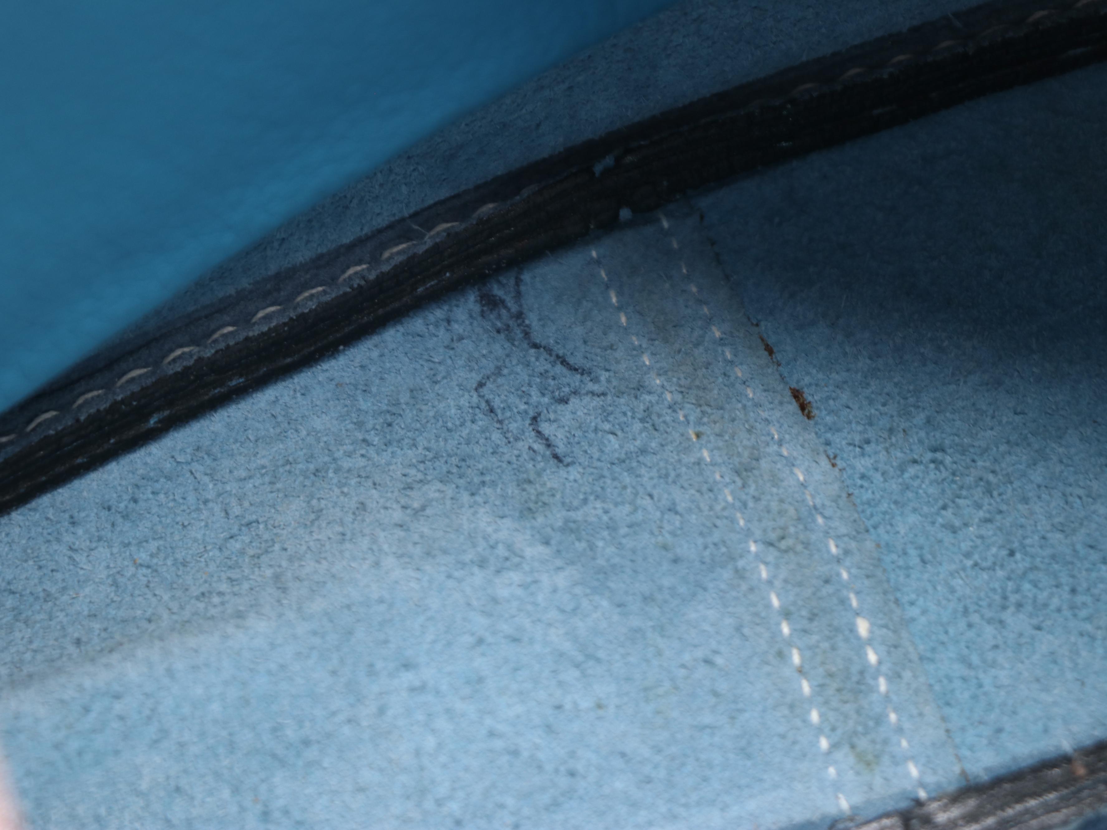 Hermès Trim II 31 Bag in Turquoise Chevre Mysore Leather