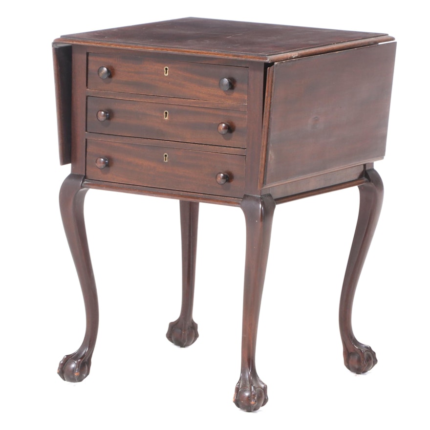 Chippendale Style Mahogany Drop-Leaf Side Table, Early 20th Century