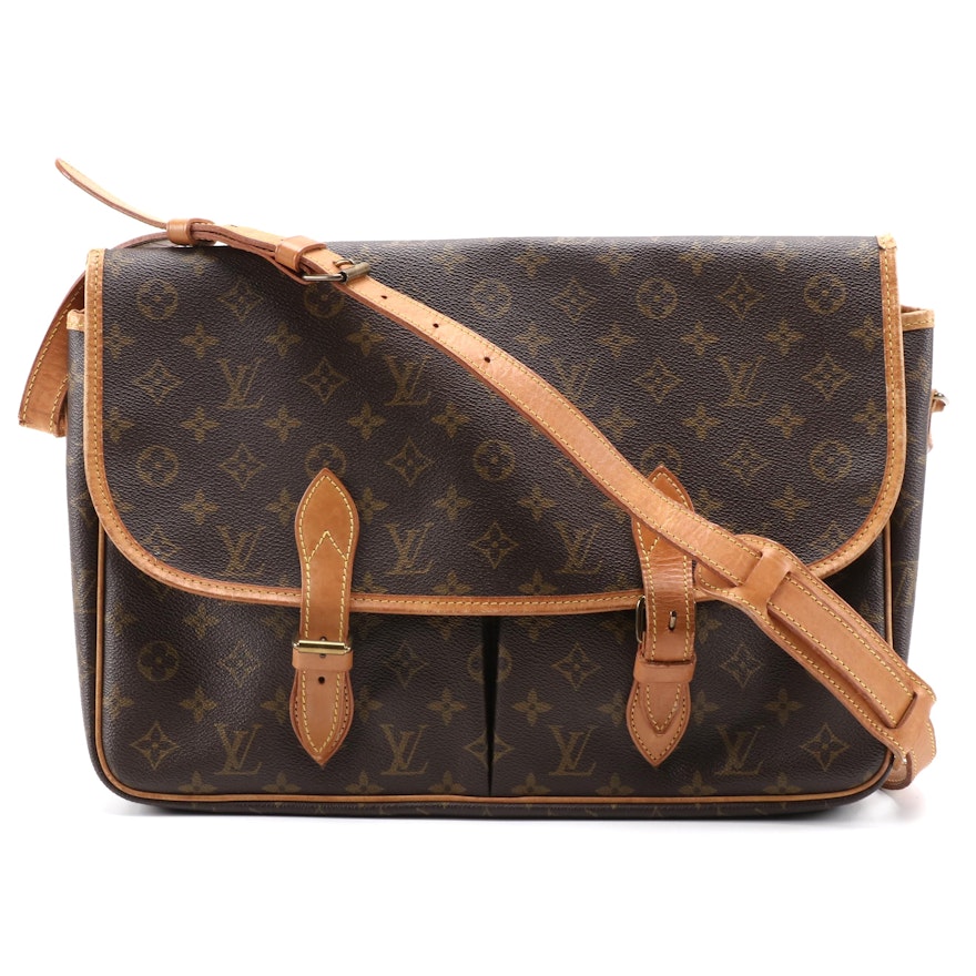 Louis Vuitton Sac Gibeciere GM in Monogram Canvas and Vachetta Leather