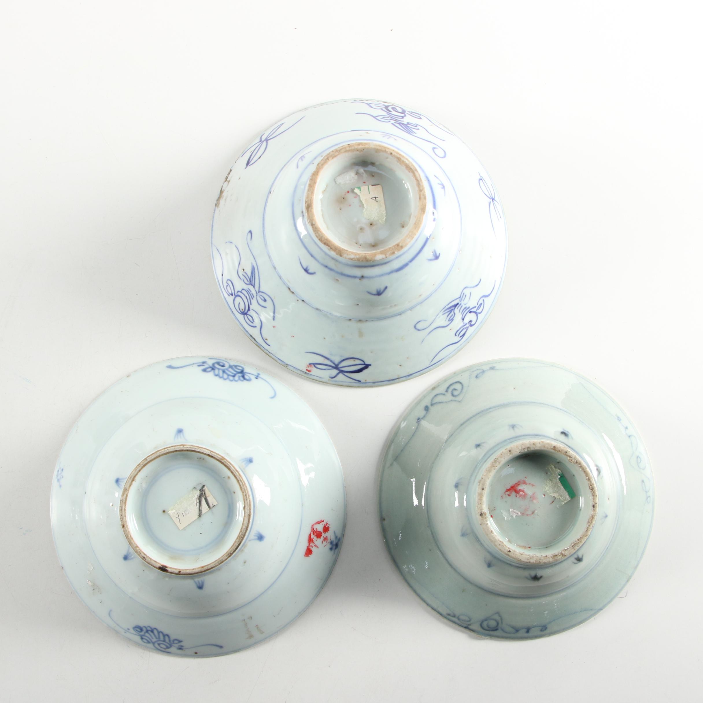 Chinese Zhangzhou (Swatow) Ware Stoneware Bowls, Ming Dynasty