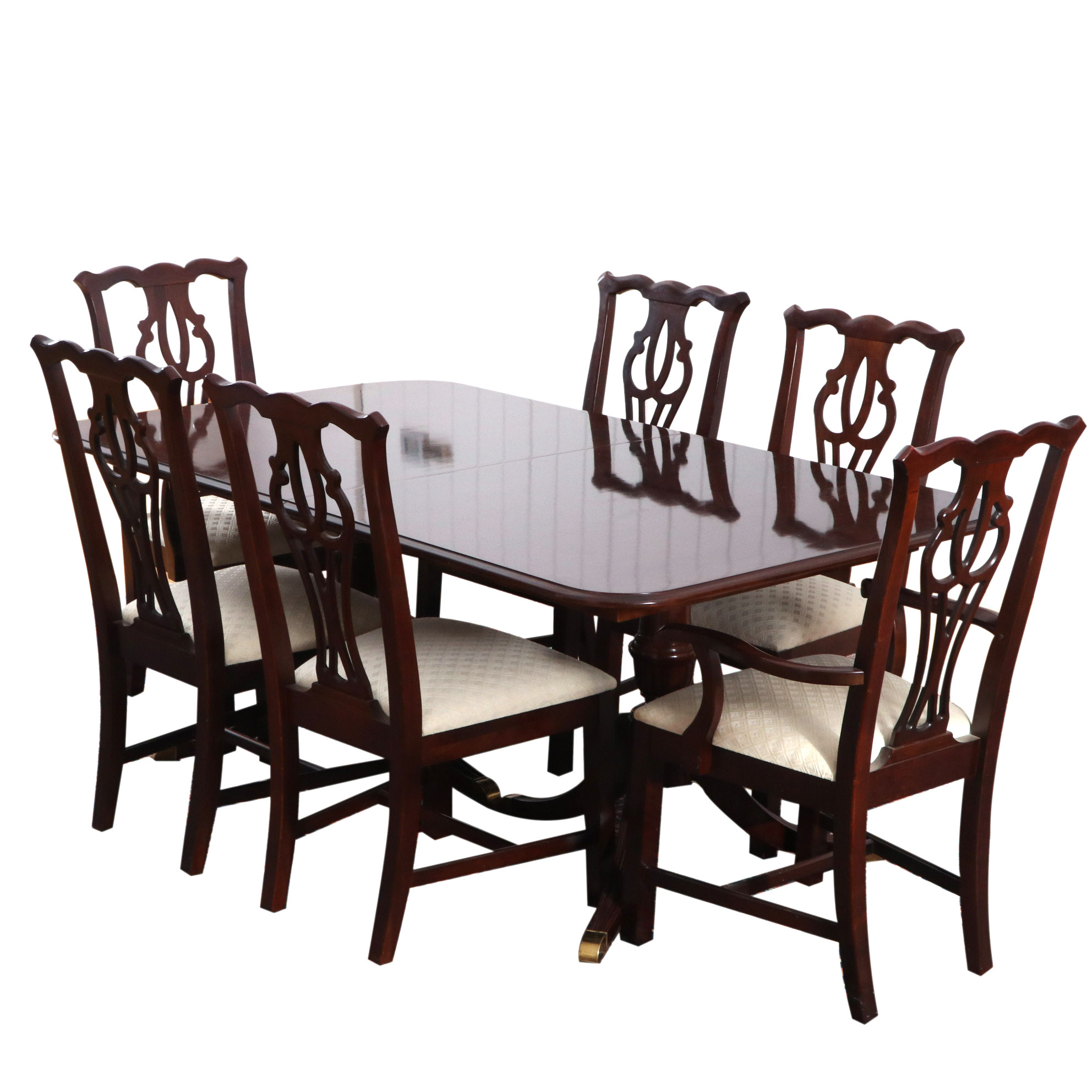 Thomasville Furniture Mahogany Dining Table and Chippendale Style Chairs