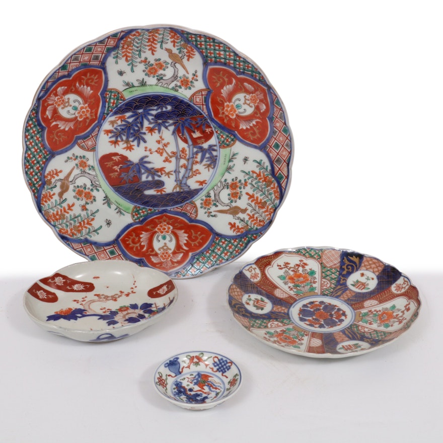 Japanese Imari Porcelain Charger and Plates, 20th Century