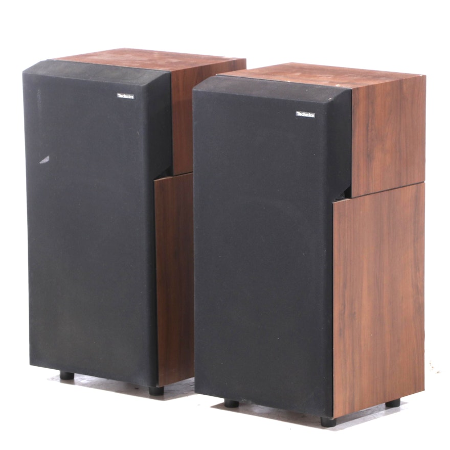 Pair of Technics "SB-L200" Linear Phase 3-Way Speakers