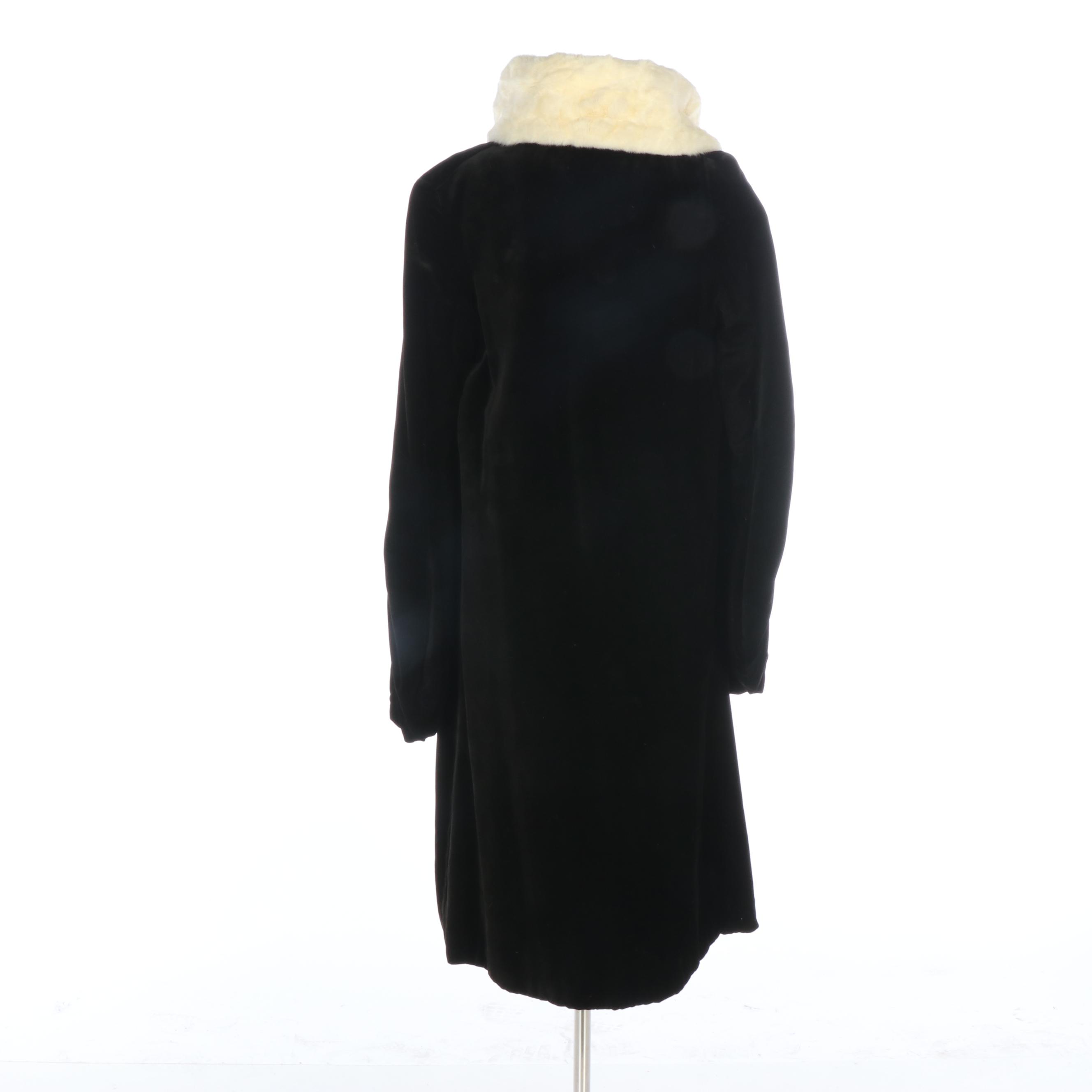 Black Velvet Opera Coat with Ermine Fur Collar from Bonwit Teller, Late 1920s