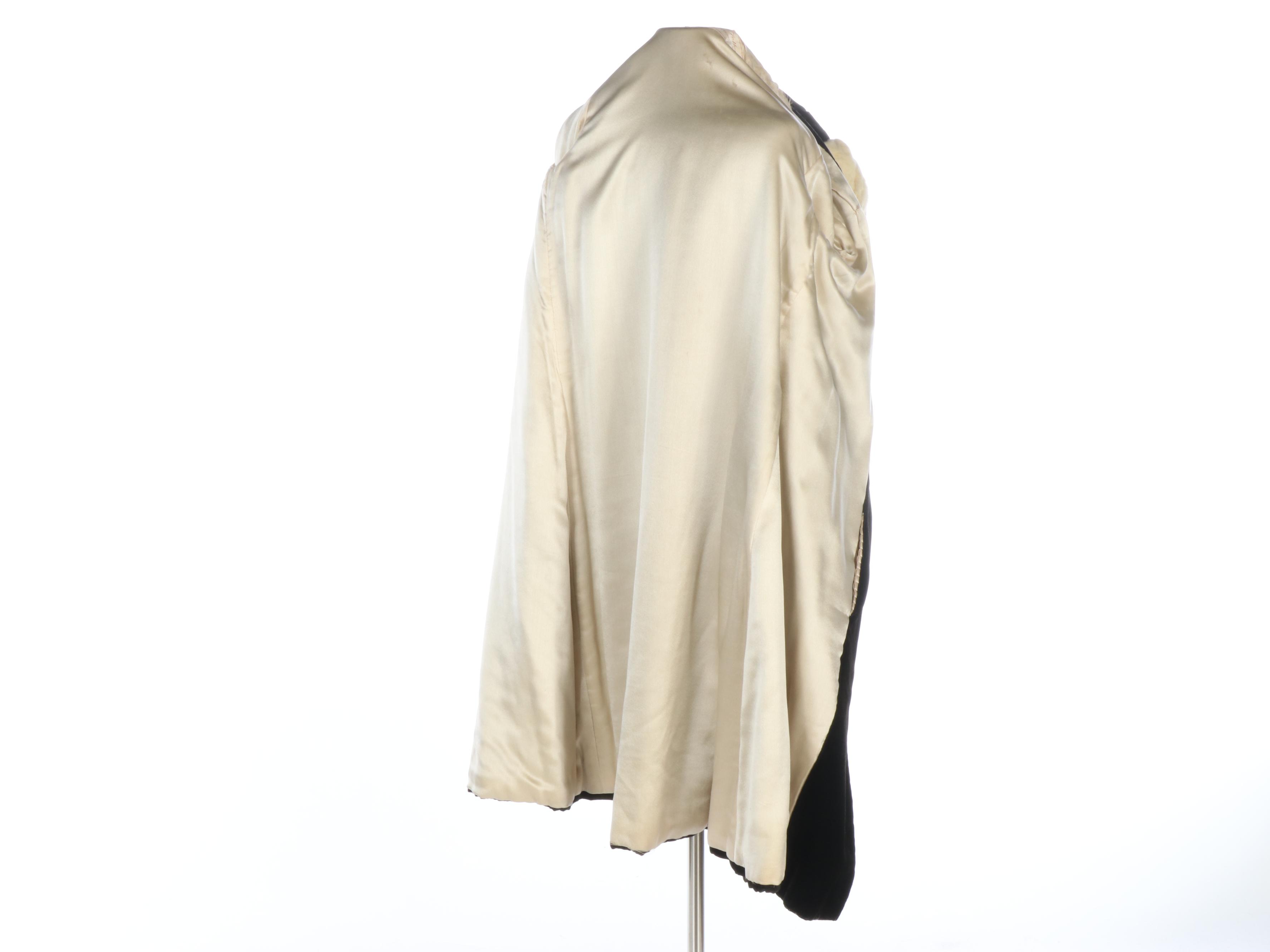 Black Velvet Opera Coat with Ermine Fur Collar from Bonwit Teller, Late 1920s