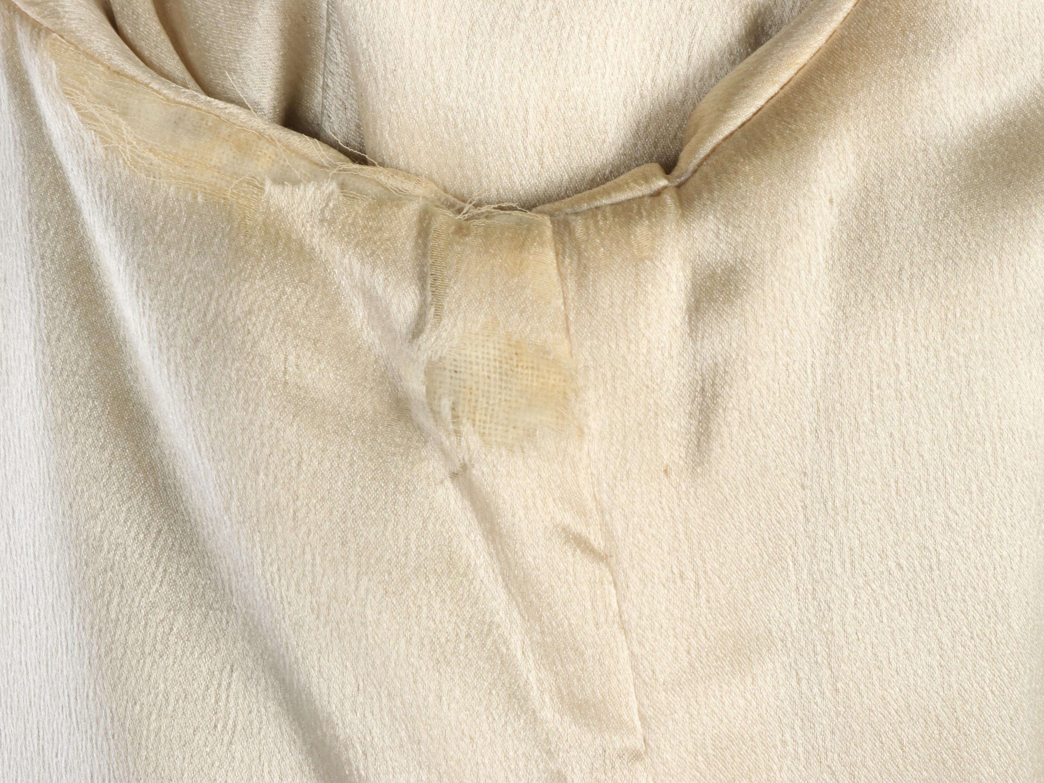 Black Velvet Opera Coat with Ermine Fur Collar from Bonwit Teller, Late 1920s