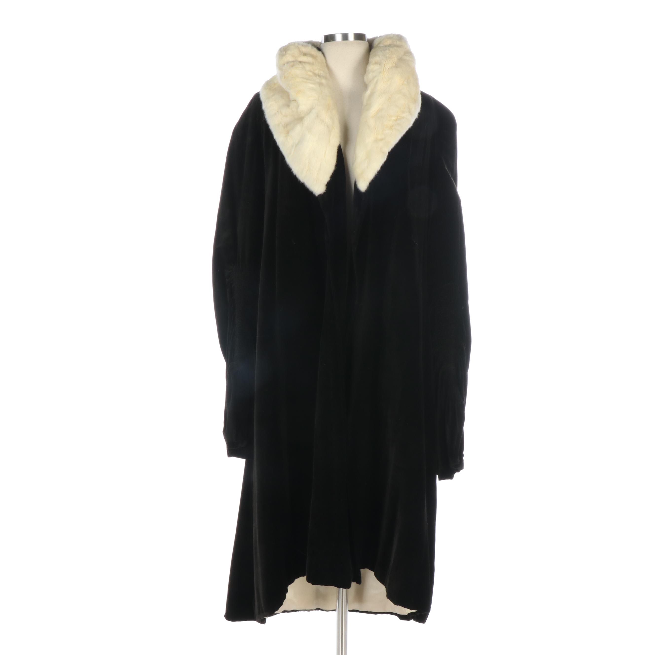 Black Velvet Opera Coat with Ermine Fur Collar from Bonwit Teller, Late 1920s