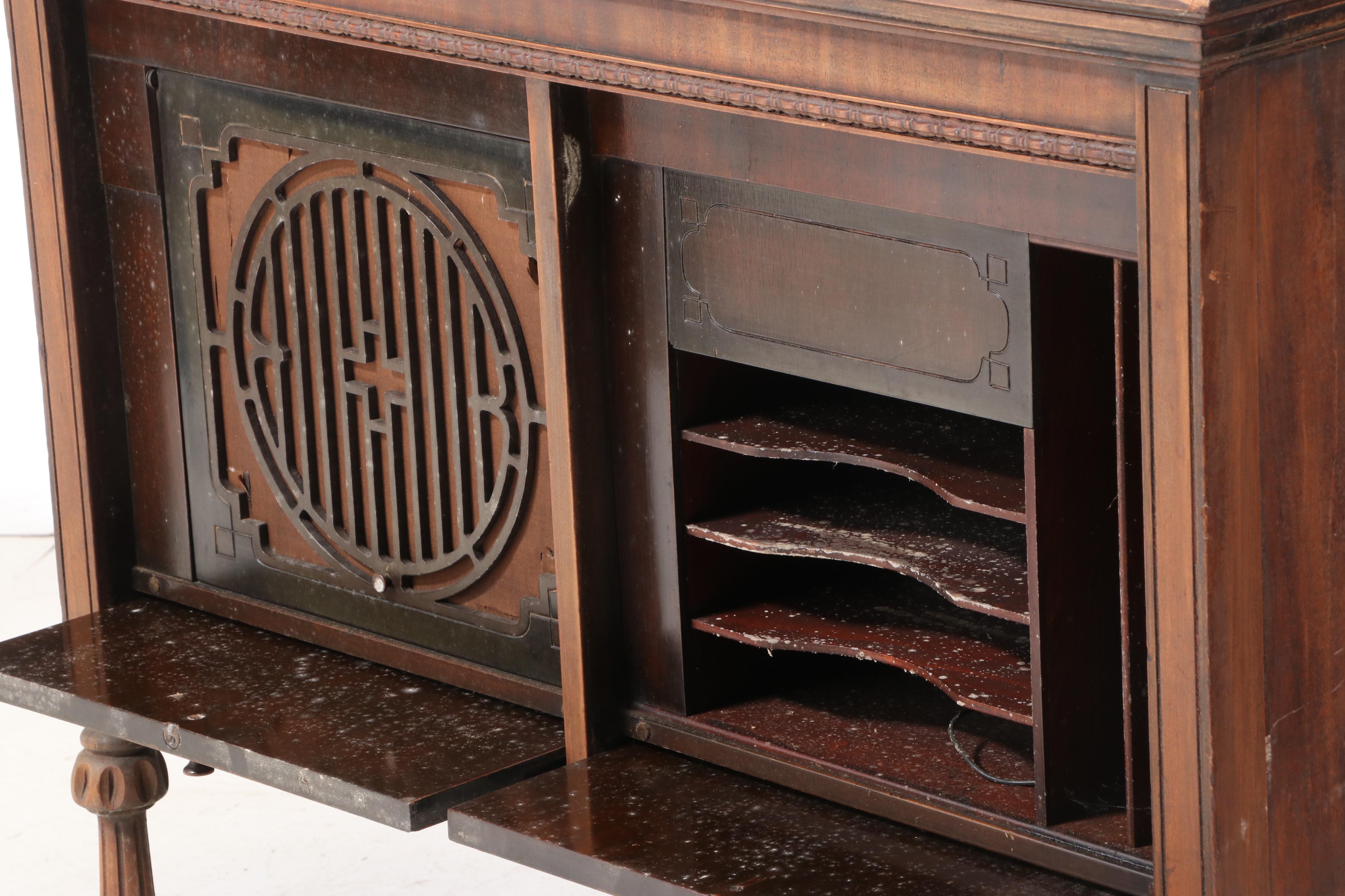 Brunswick Panatrope-Radiola Super Heterodyne Phonograph, circa 1927