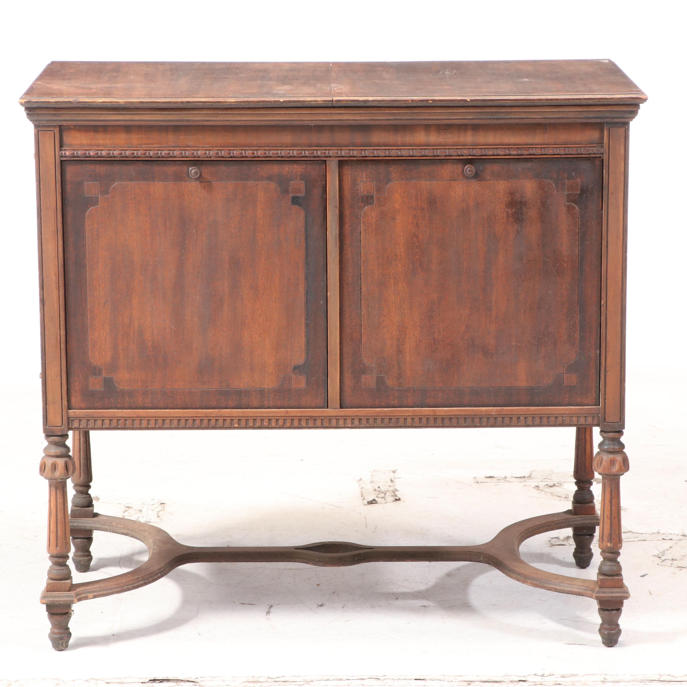 Brunswick Panatrope-Radiola Super Heterodyne Phonograph, circa 1927