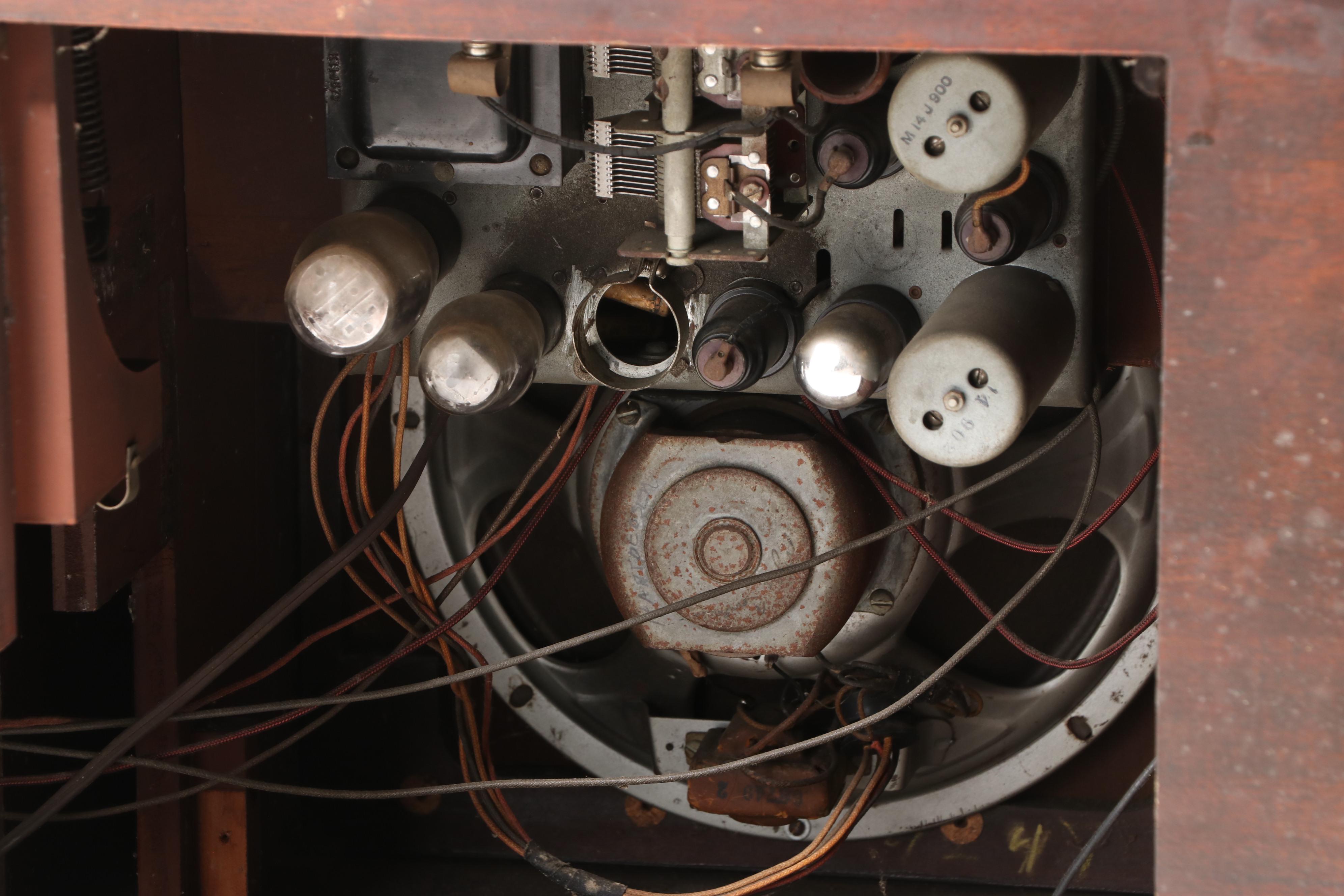 Brunswick Panatrope-Radiola Super Heterodyne Phonograph, circa 1927