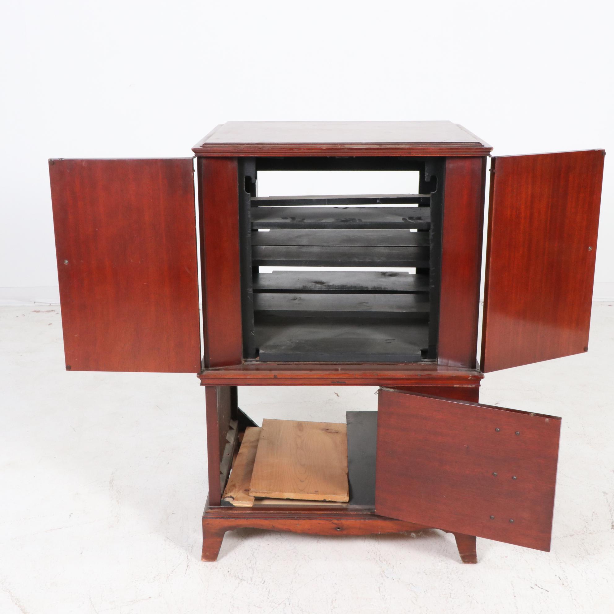 RCA Victor Hepplewhite Style Television Cabinet, Mid-20th Century