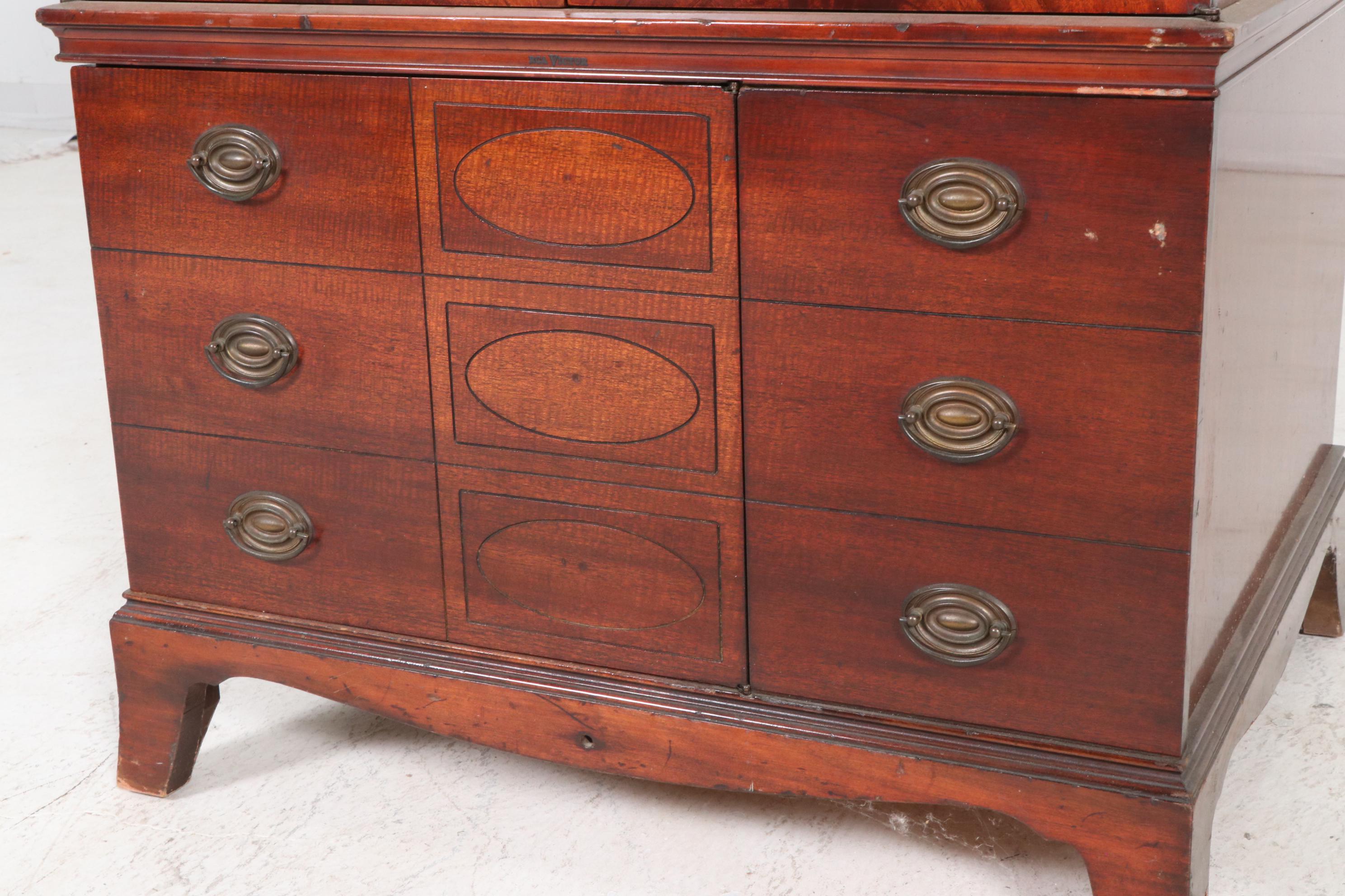 RCA Victor Hepplewhite Style Television Cabinet, Mid-20th Century